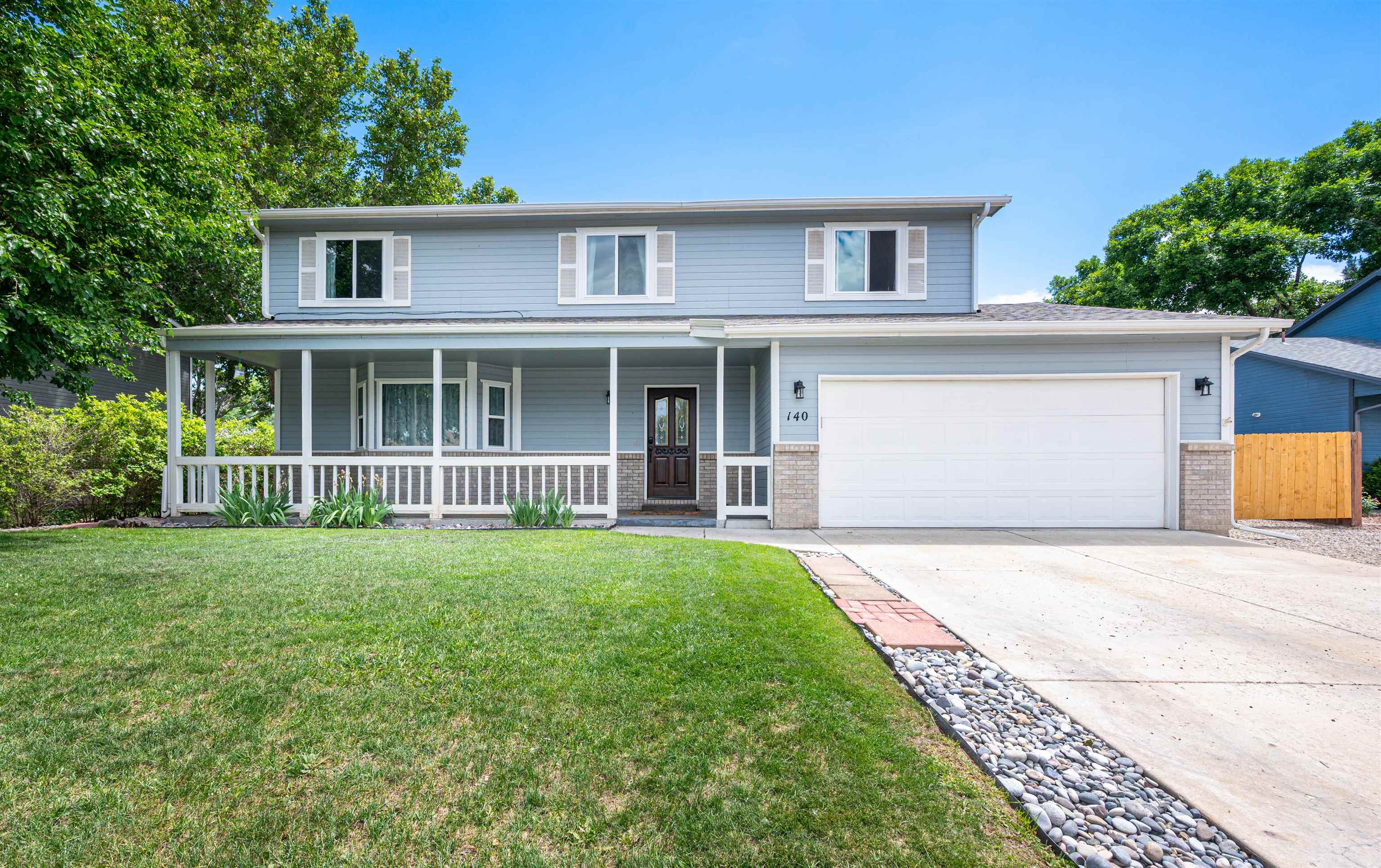 140 Applewood Drive Property Photo 1