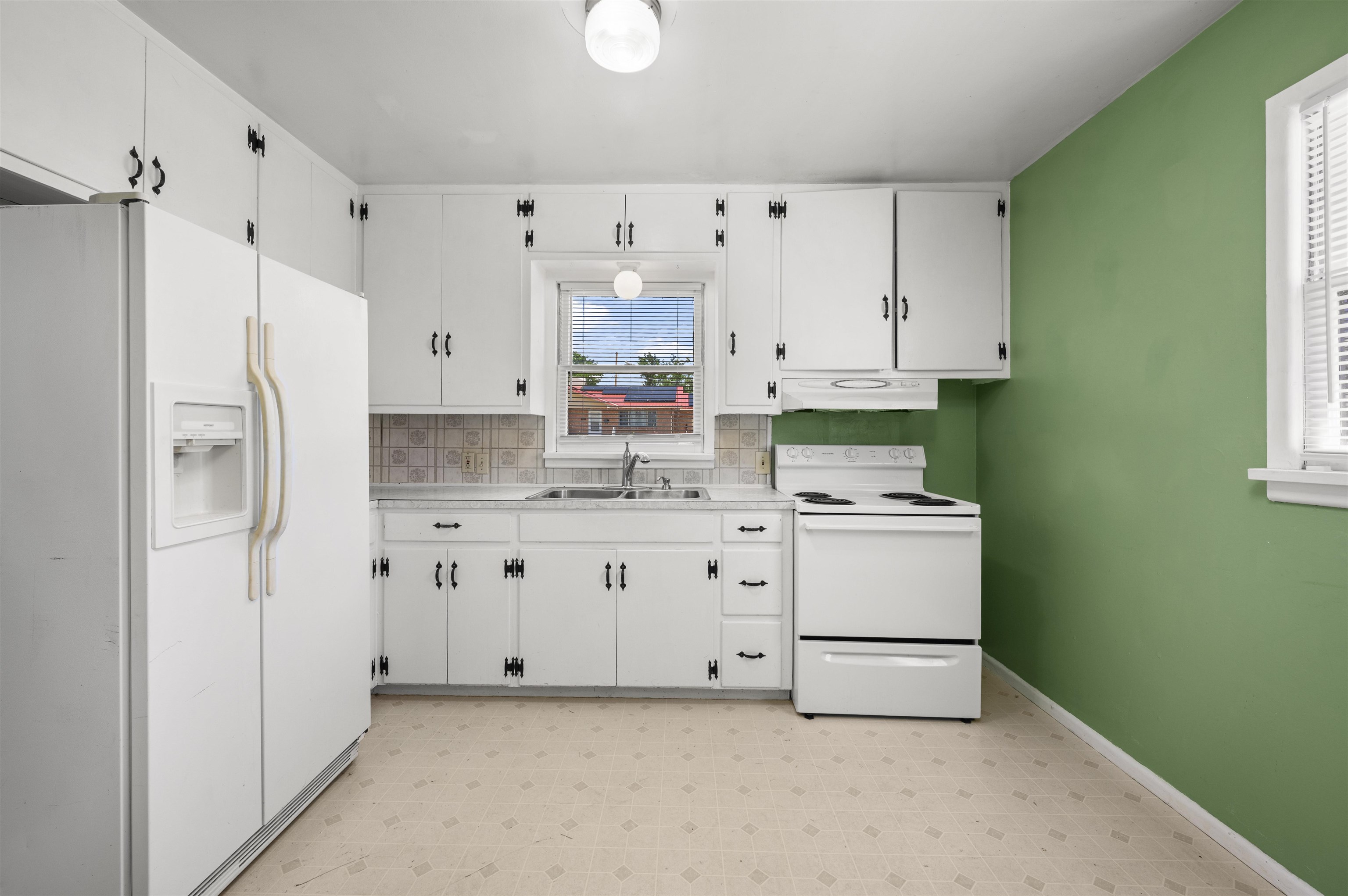 1531 Elm Avenue Property Photo 7