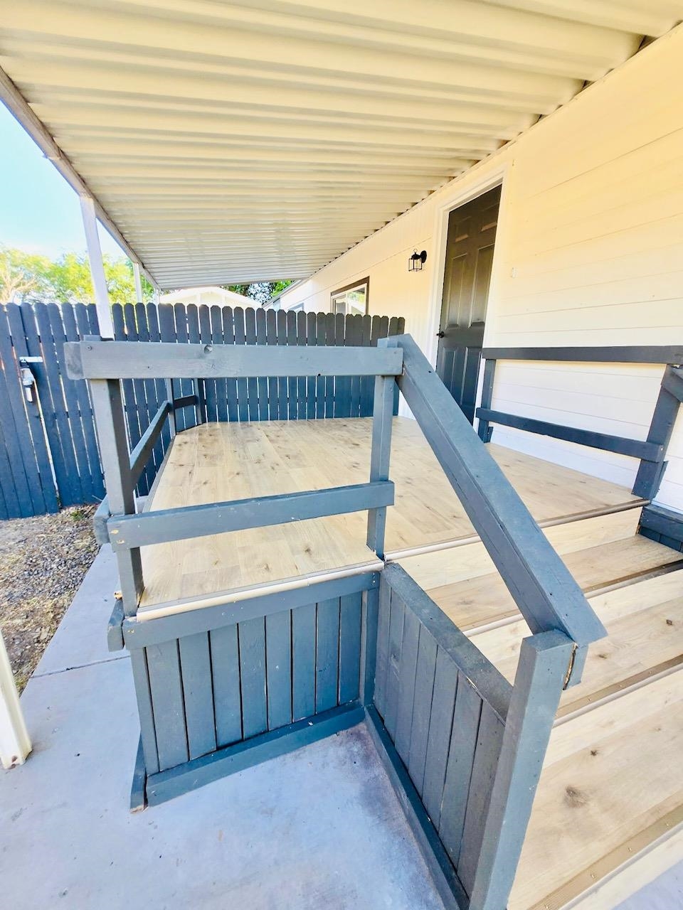 3053 1/2 Hawkwood Court Property Photo 10