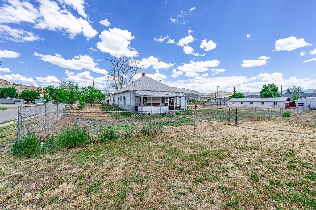 480 Minter Avenue Property Photo 4