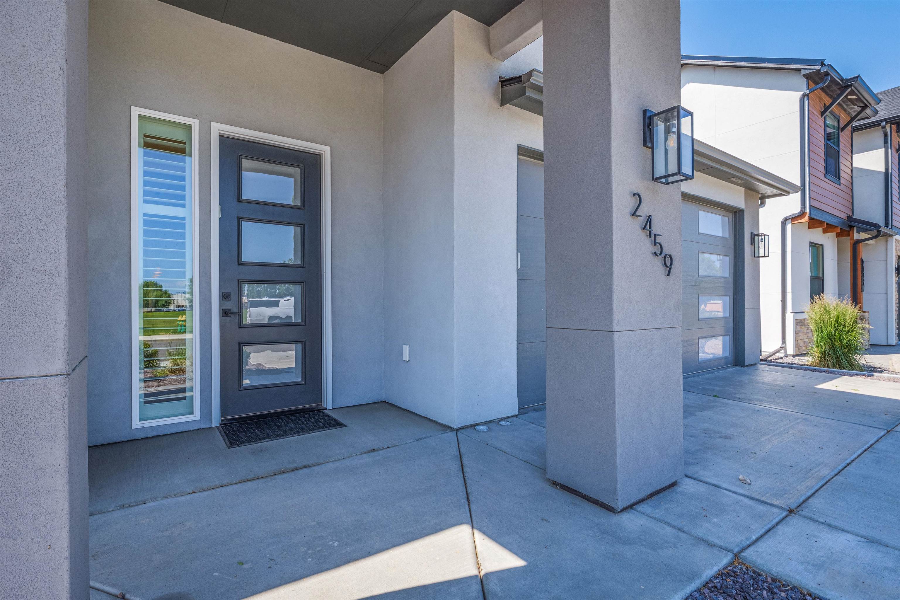 2459 Garden Road Property Photo 3