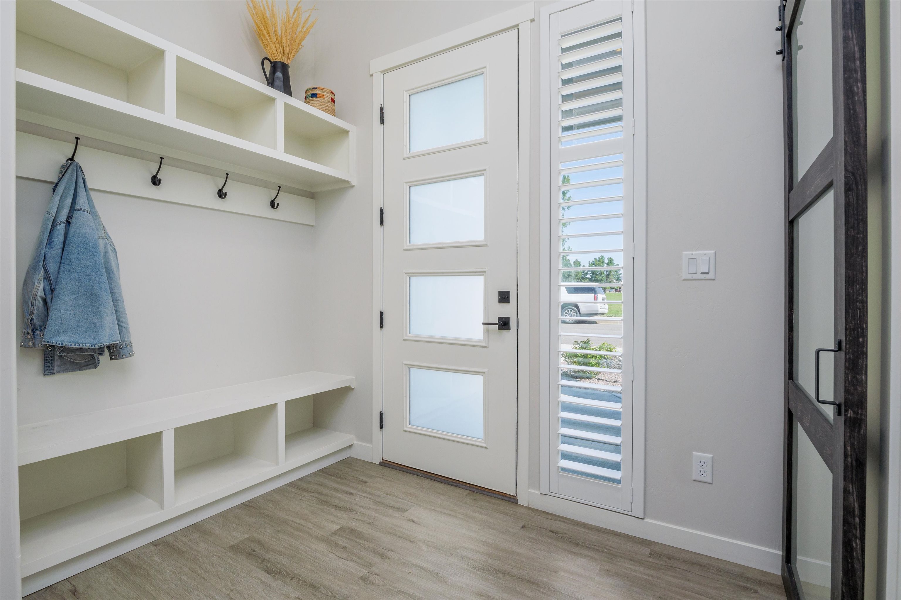 2459 Garden Road Property Photo 4