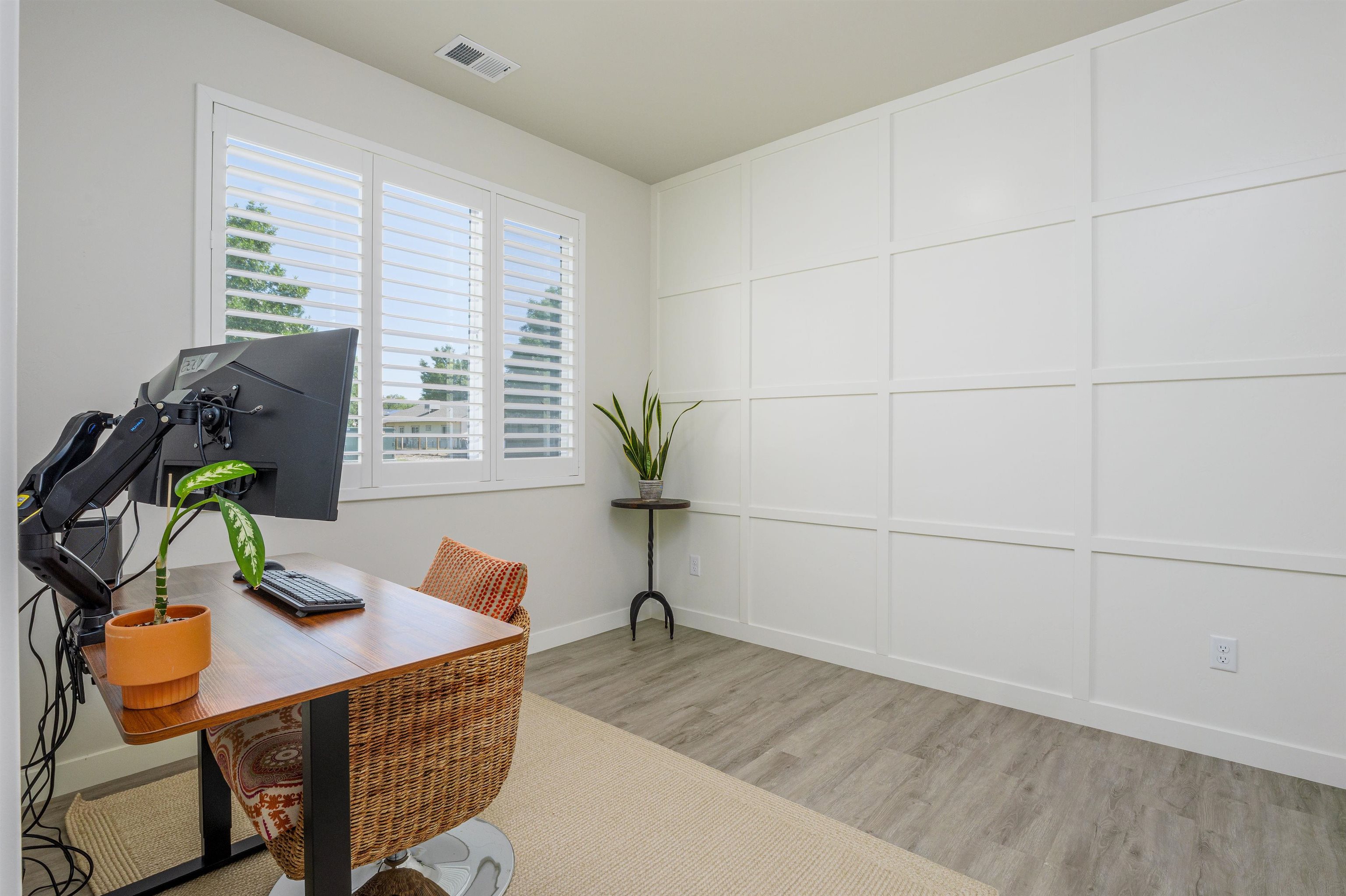 2459 Garden Road Property Photo 5