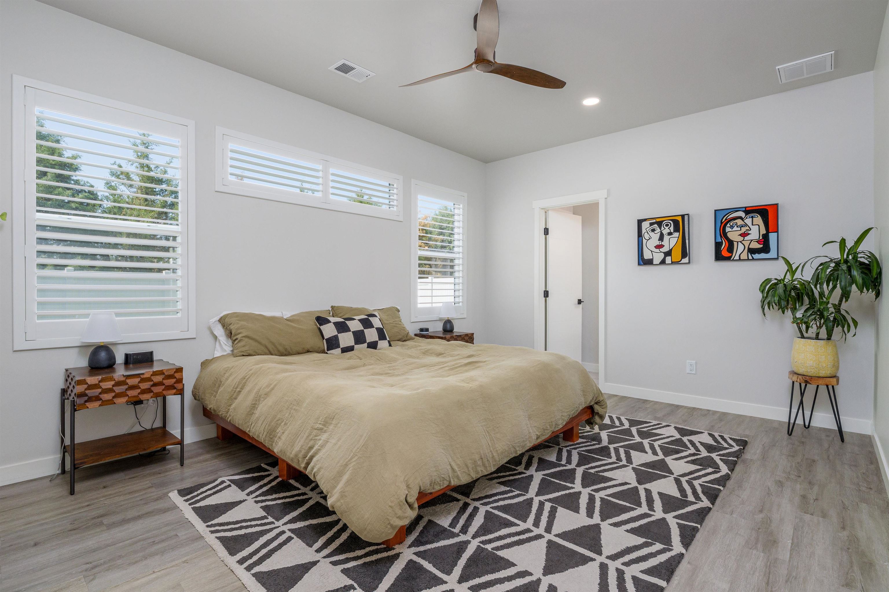 2459 Garden Road Property Photo 21