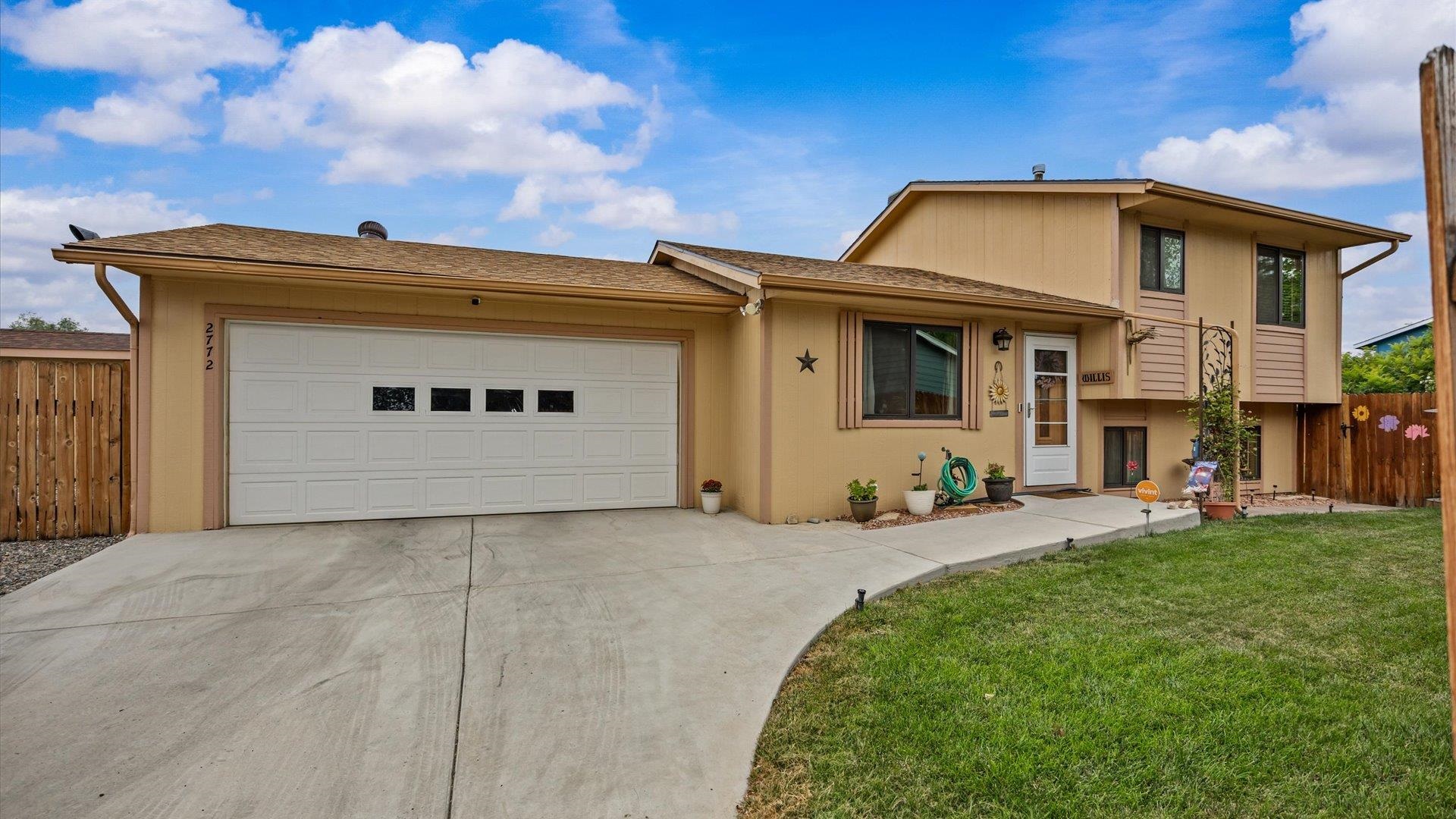 2772 Lexington Court Property Photo 1