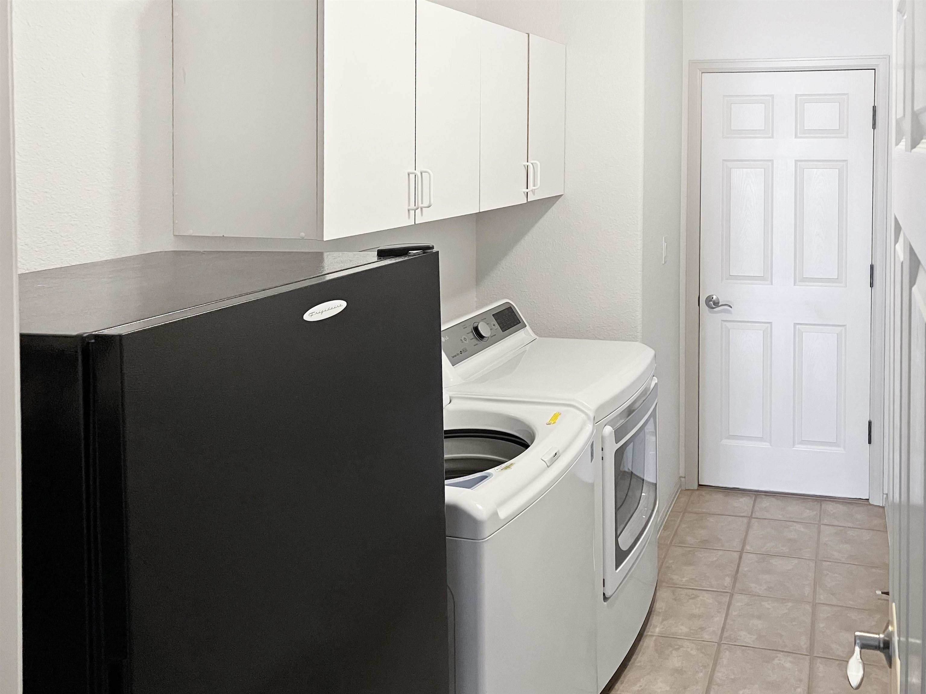 2853 Fenel Avenue Property Photo 21