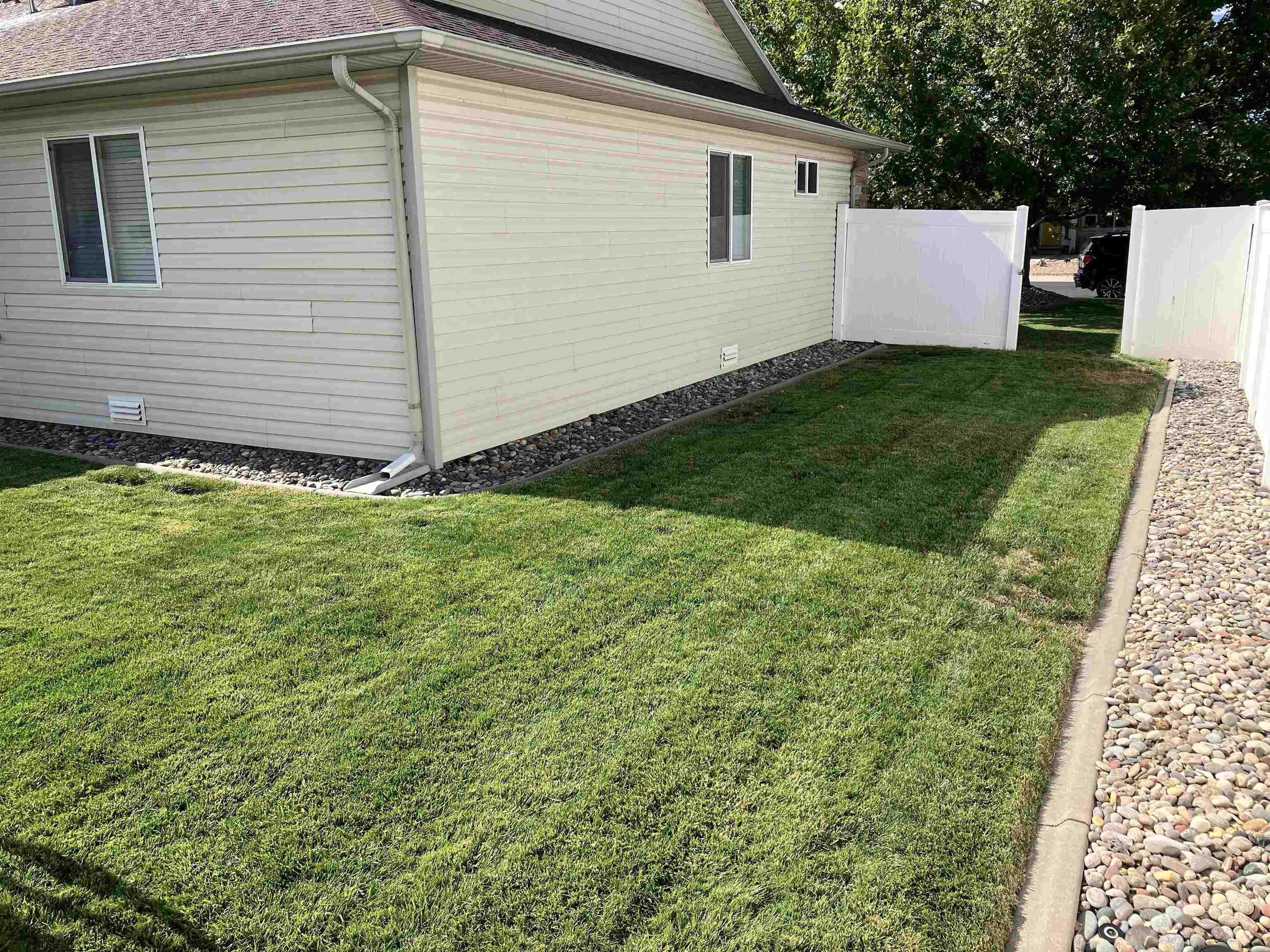 2853 Fenel Avenue Property Photo 27
