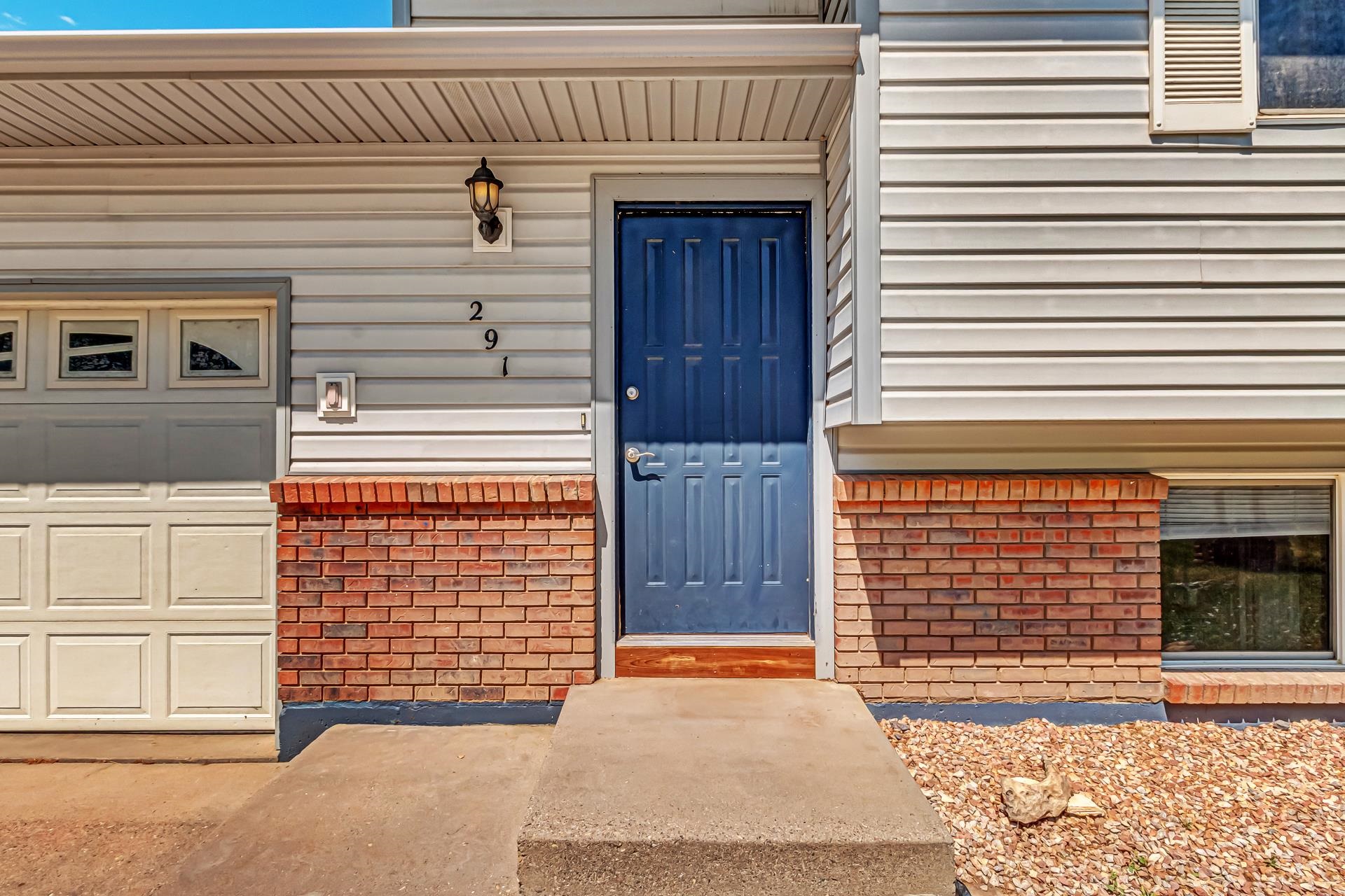 291 Huffer Lane