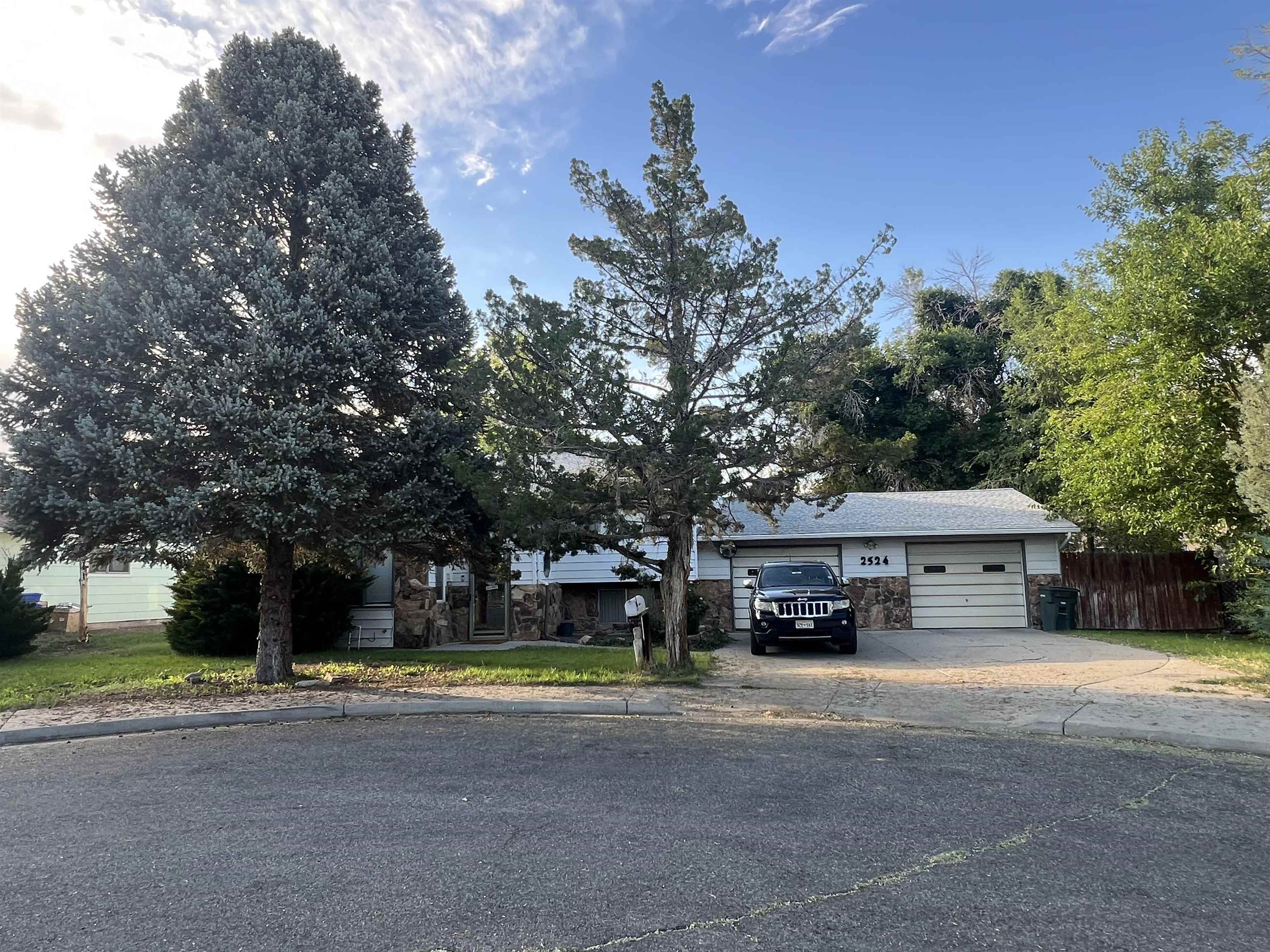 2524 Pinyon Avenue Property Photo 1
