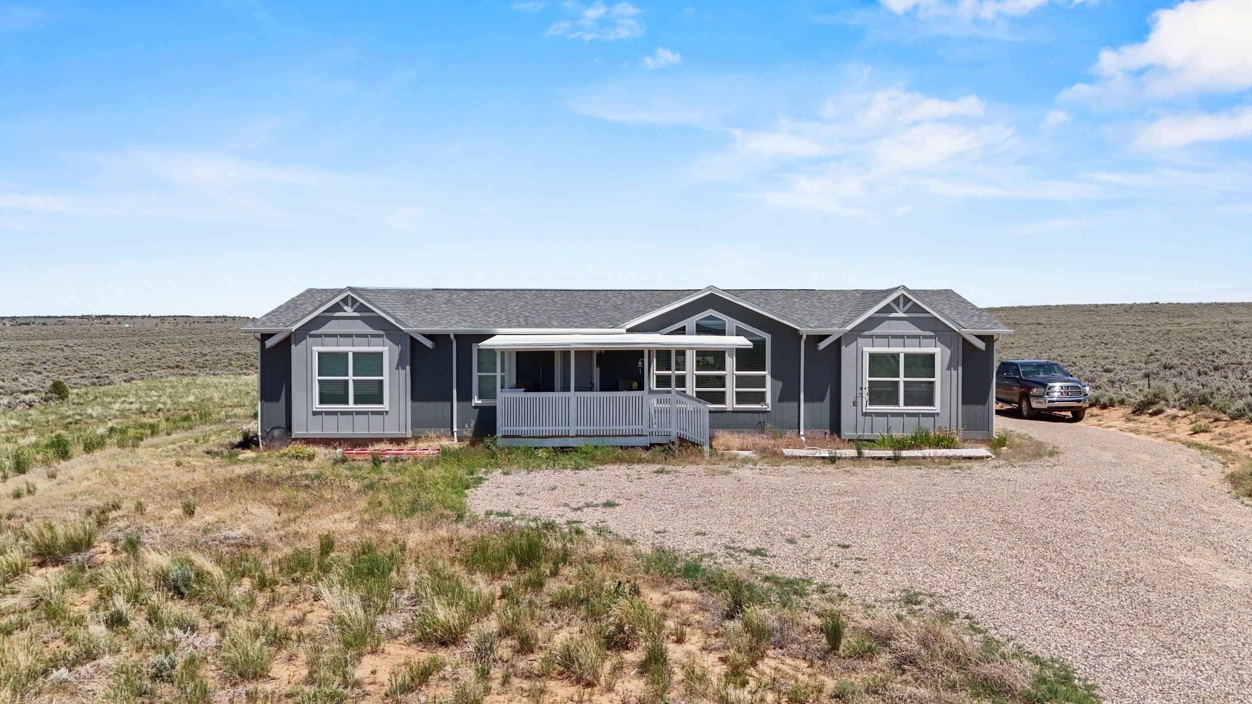1070 N 14 1/2 Road Property Photo 1