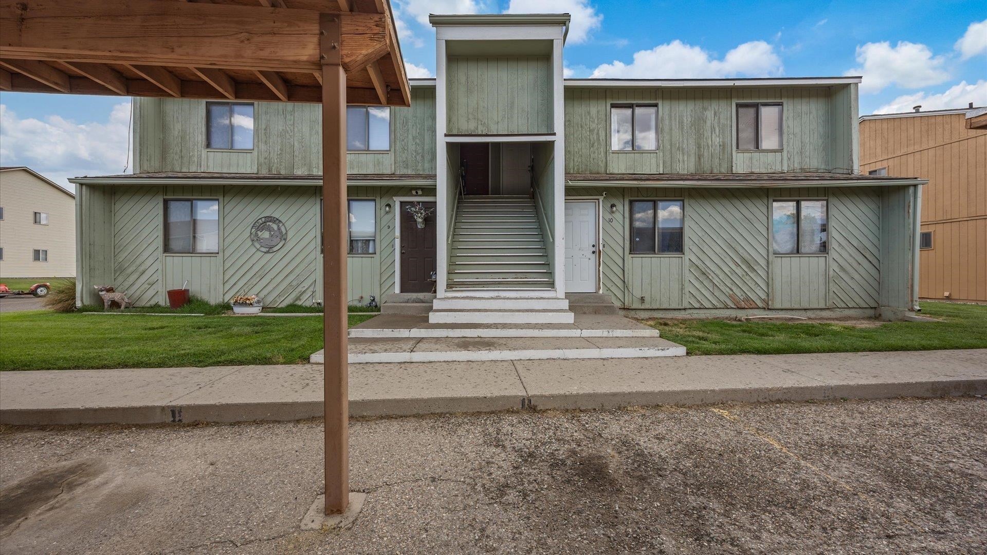 1102 E Carolina Avenue Property Photo 1