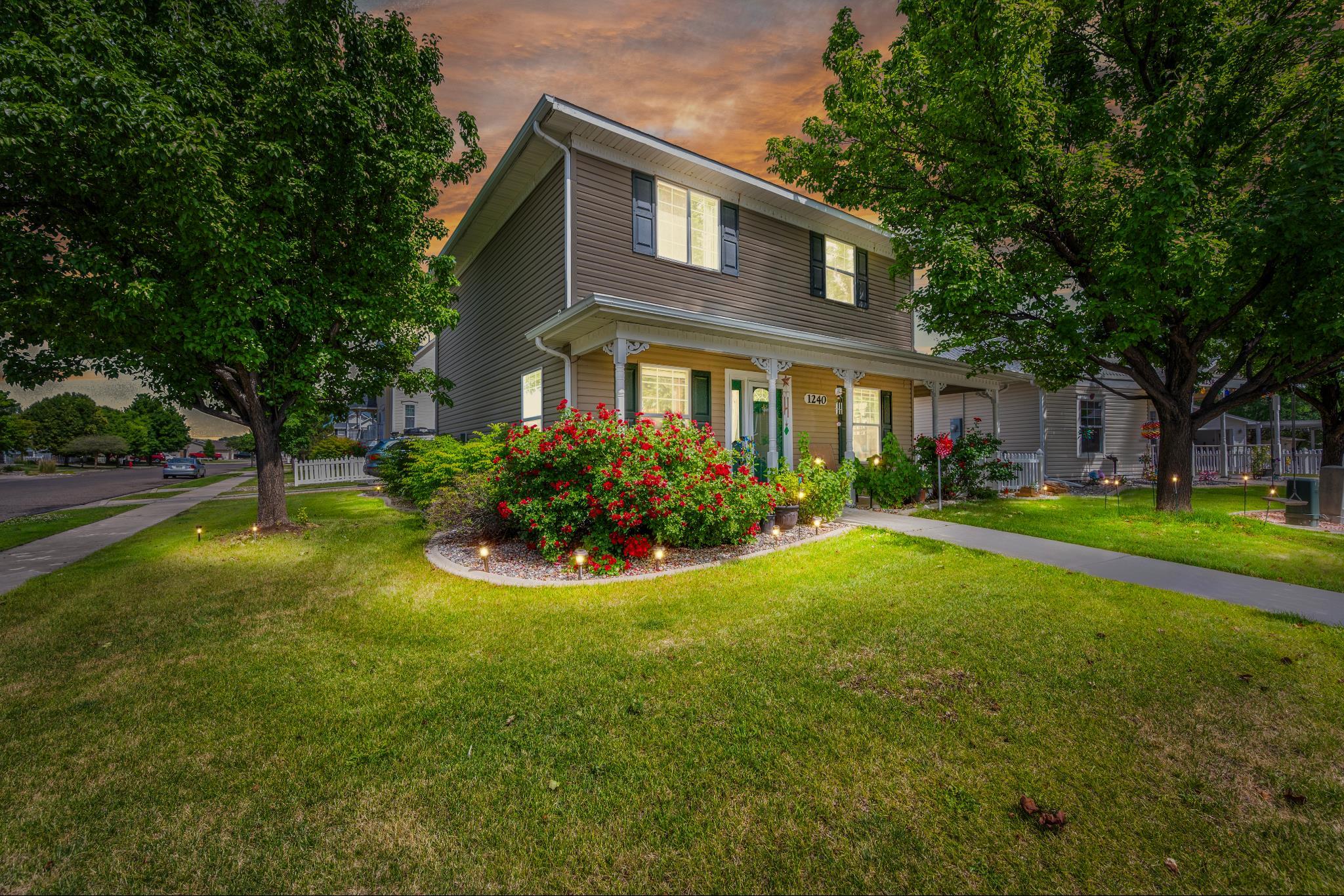 1240 Windsor Park Drive Property Photo 1