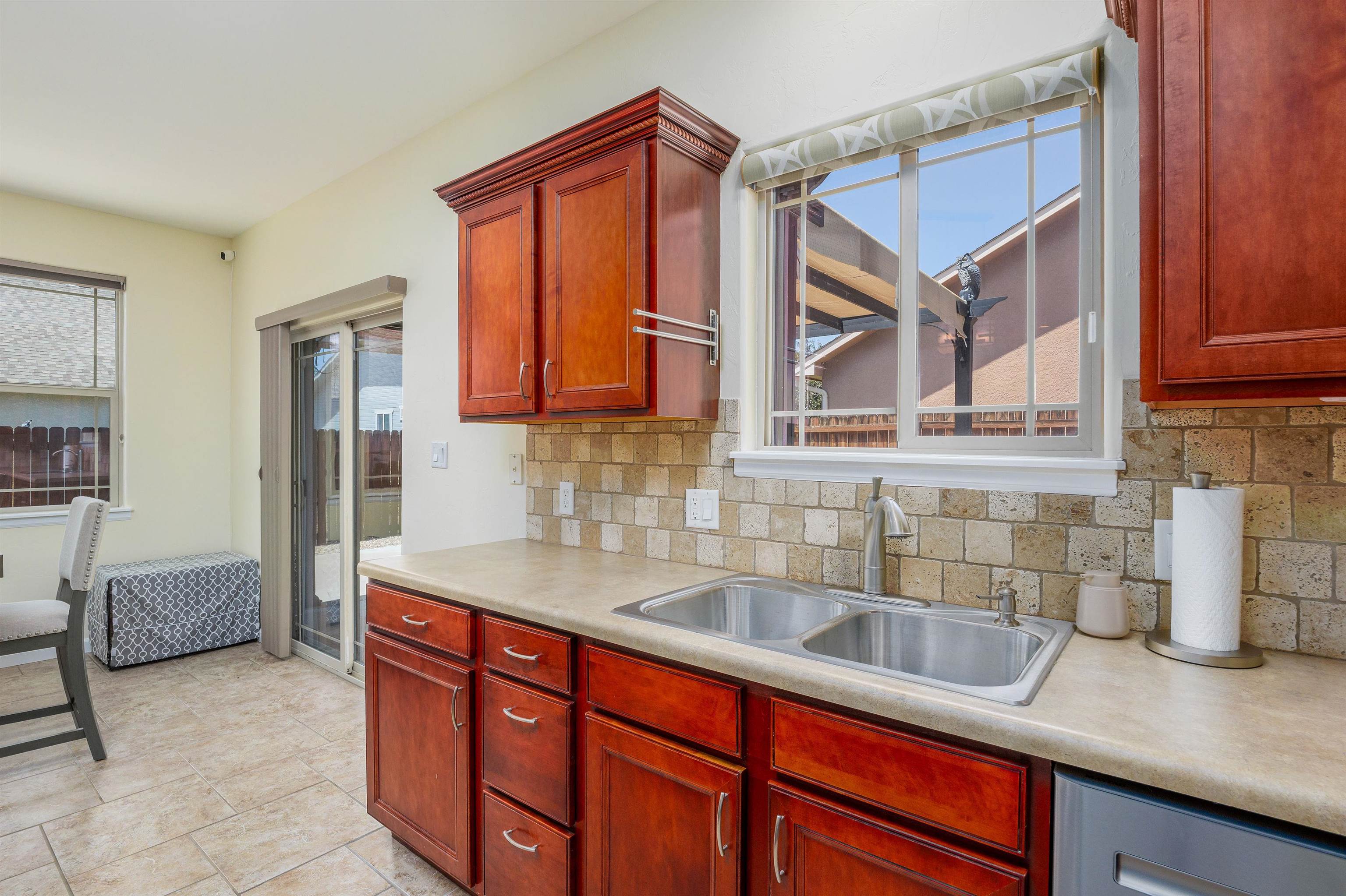 569 Hemlock Drive Property Photo 13