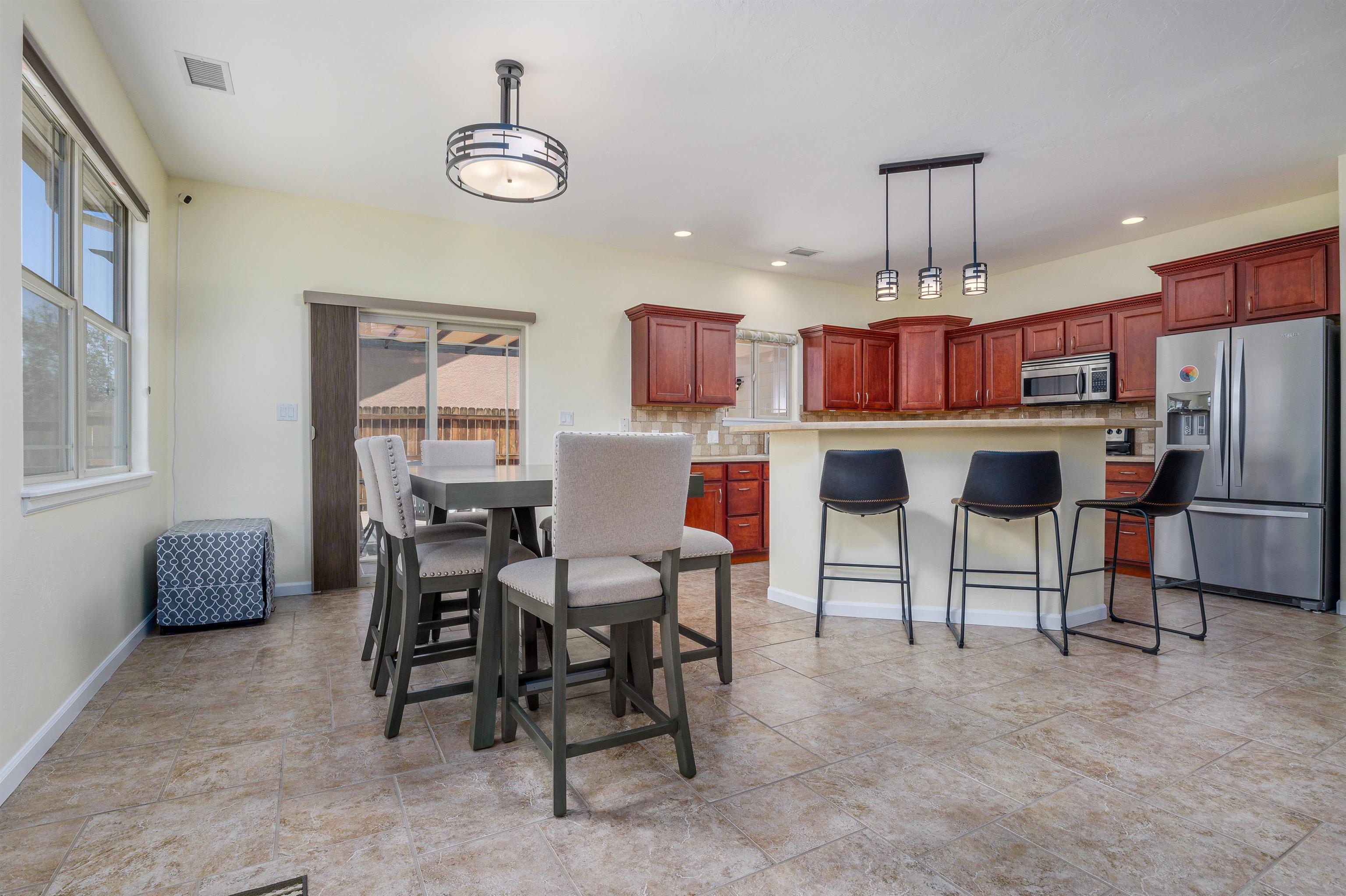 569 Hemlock Drive Property Photo 15