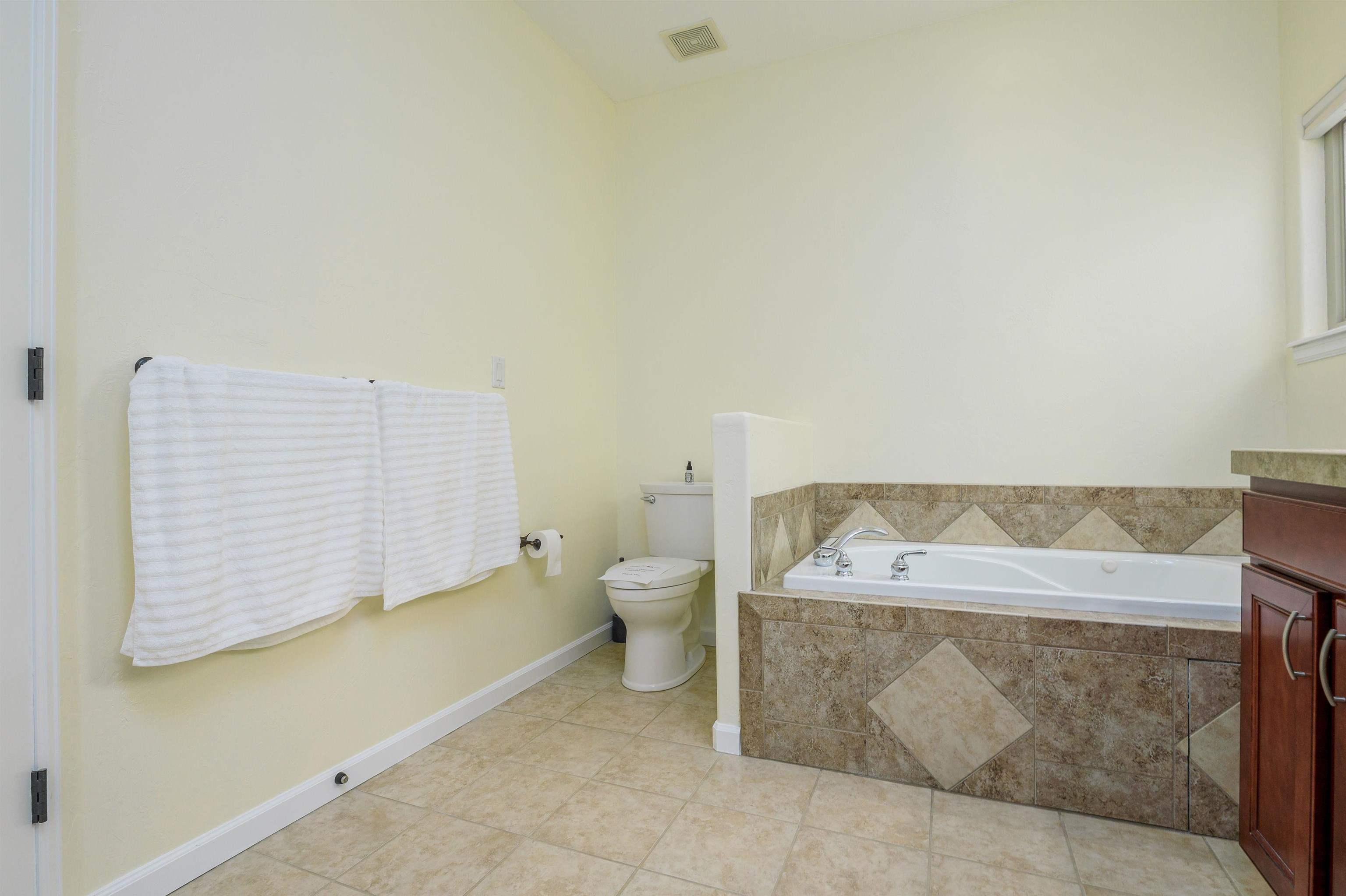 569 Hemlock Drive Property Photo 28