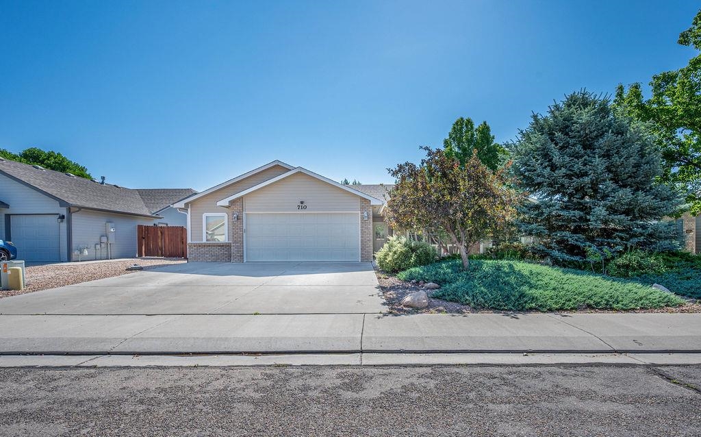 710 Comstock Drive Property Photo 1
