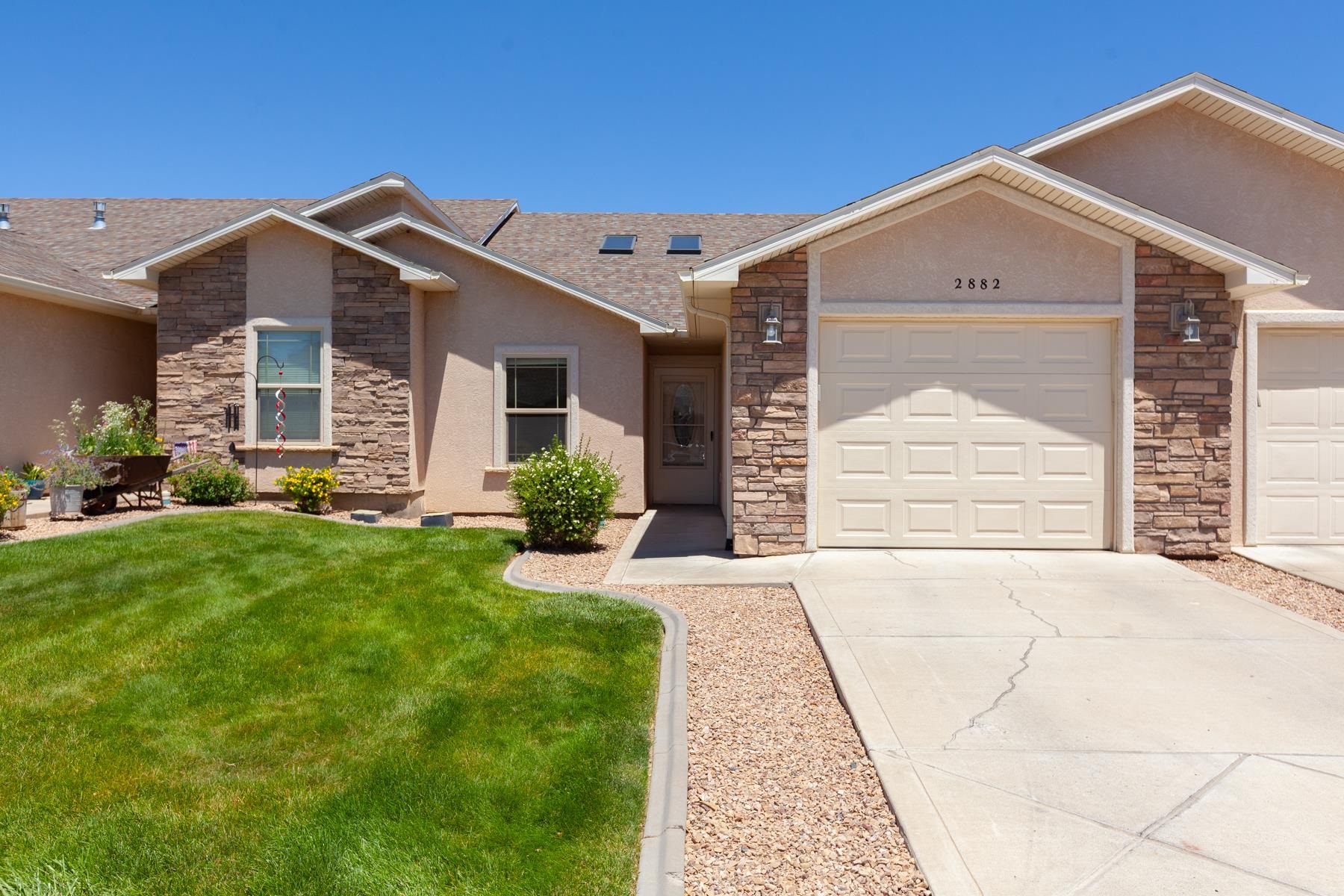 2882 Cascade Avenue Property Photo 1