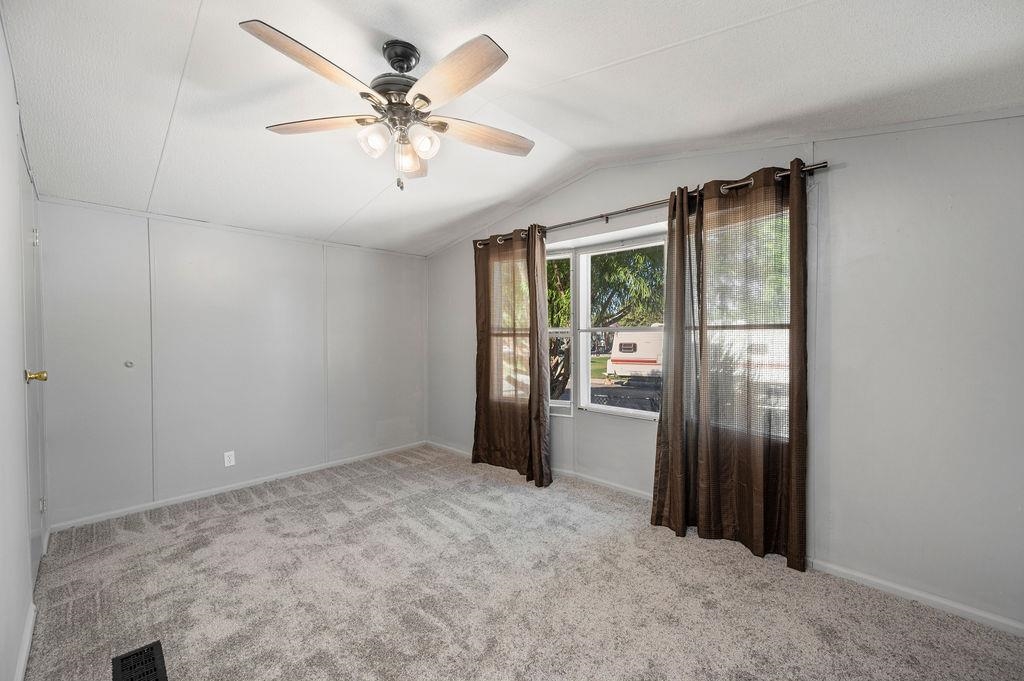 534 1/2 Normandy Way Property Photo 11