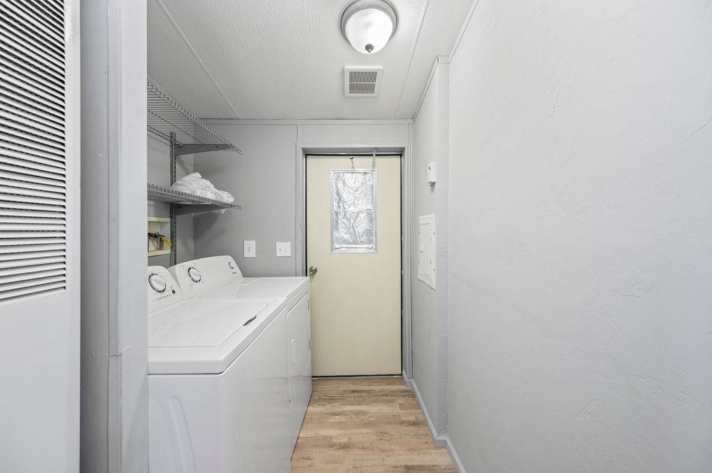 534 1/2 Normandy Way Property Photo 12