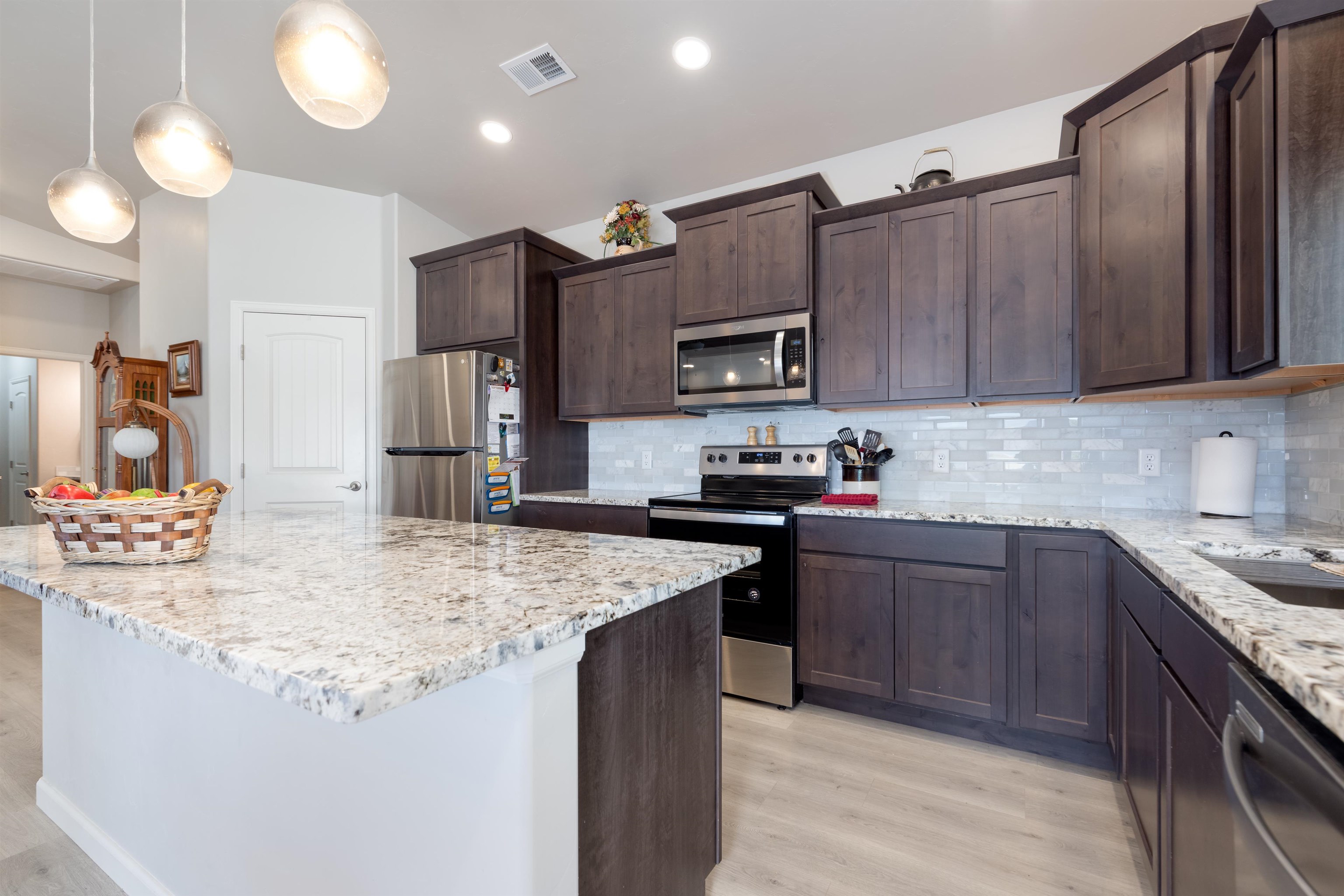 576 Rio Grande Drive Property Photo 3