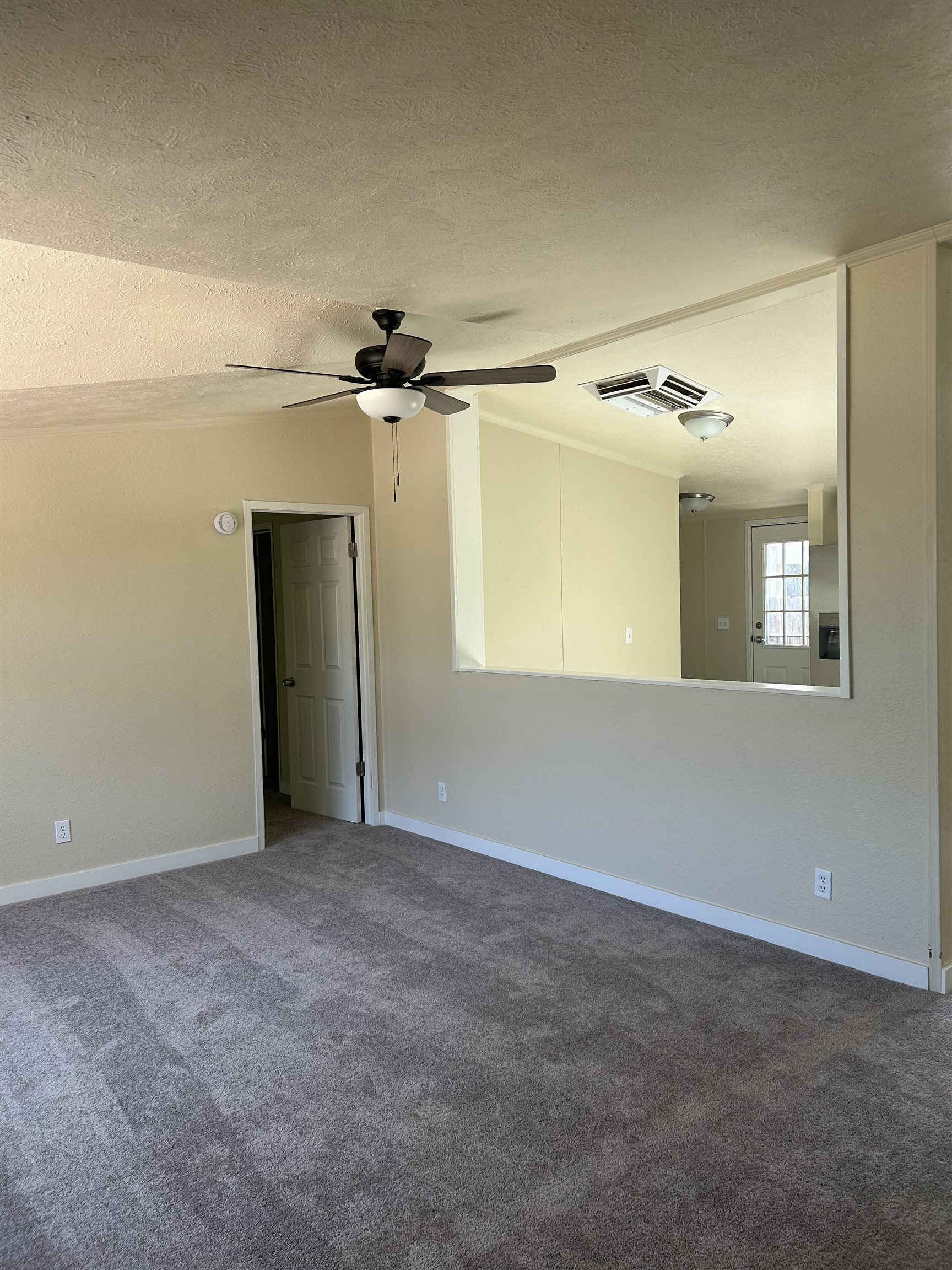 301 Pine Street Property Photo 20