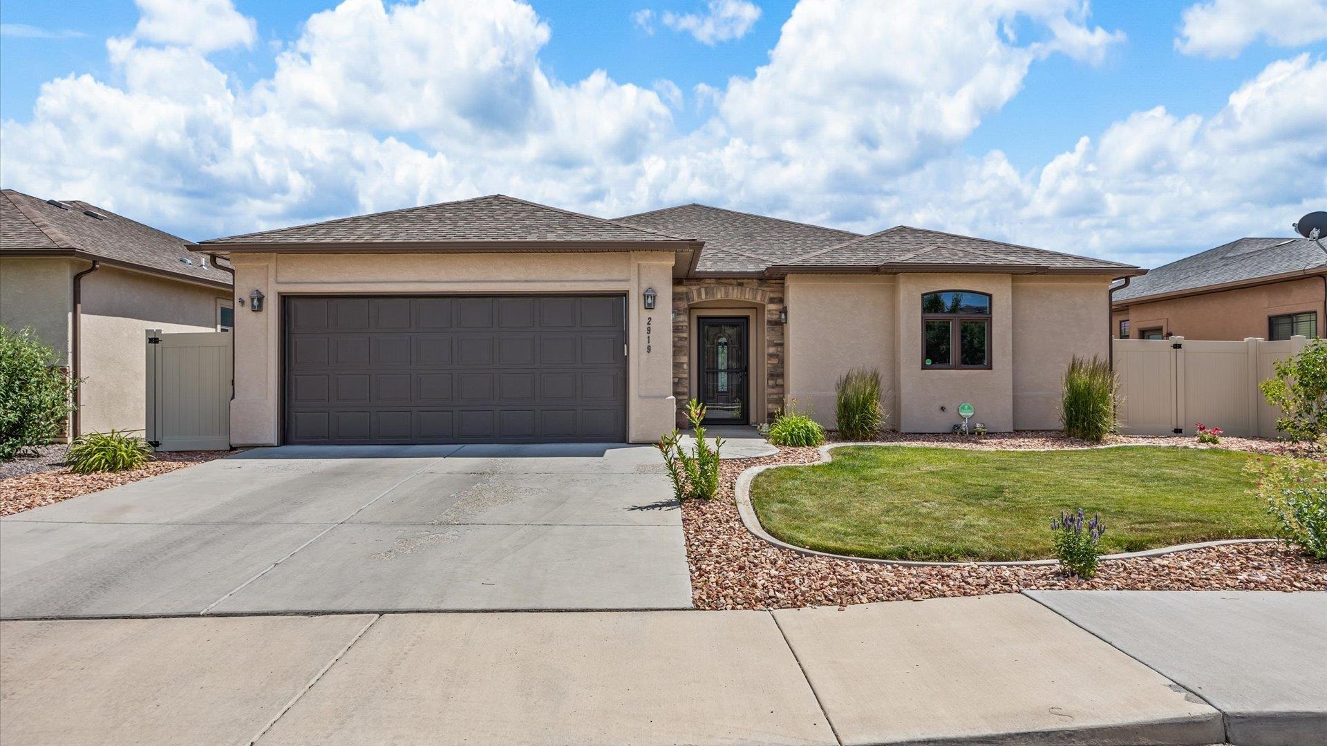 2919 Brodick Way Property Photo 1