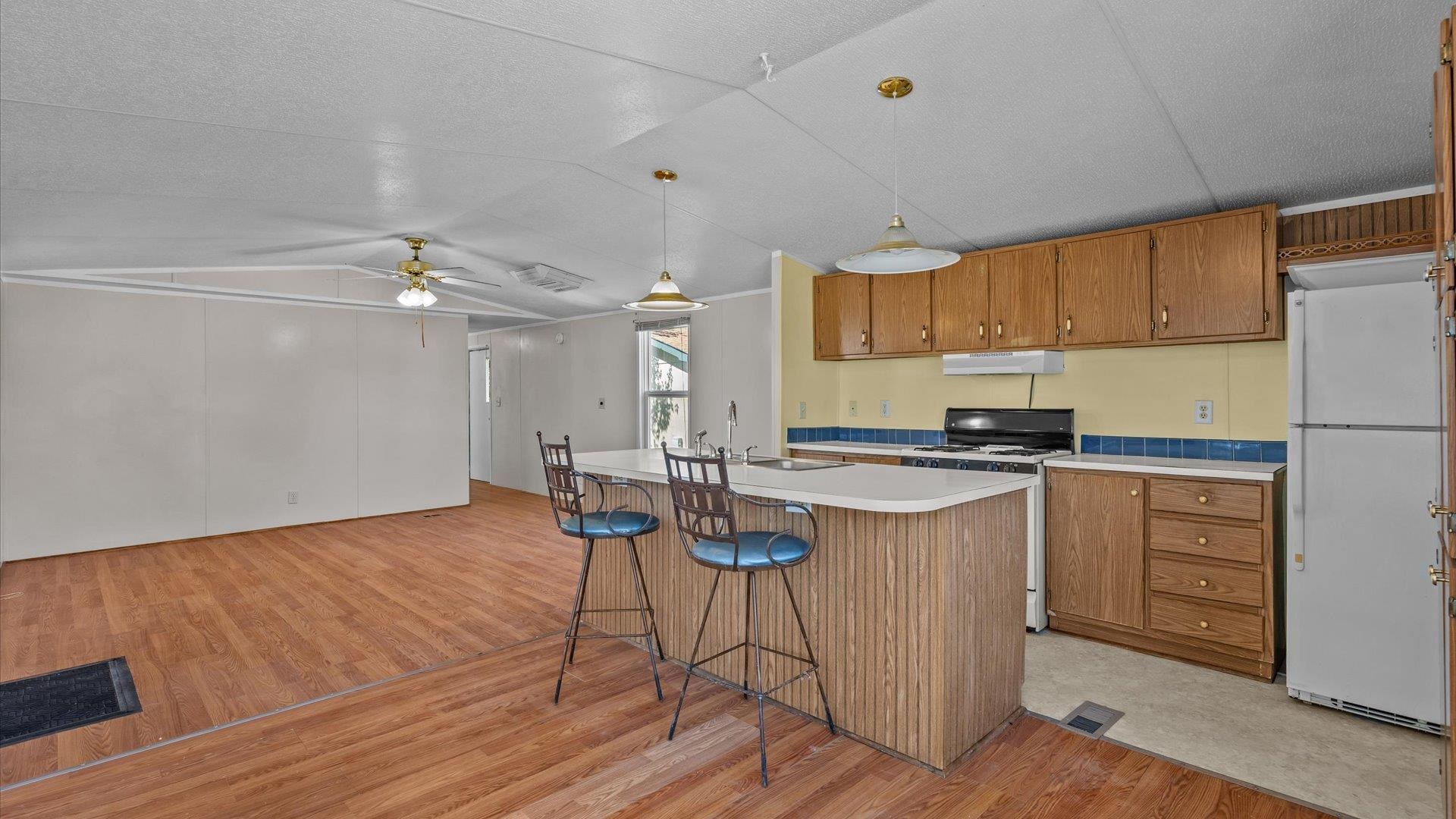 3263 Friendship Drive Property Photo 7