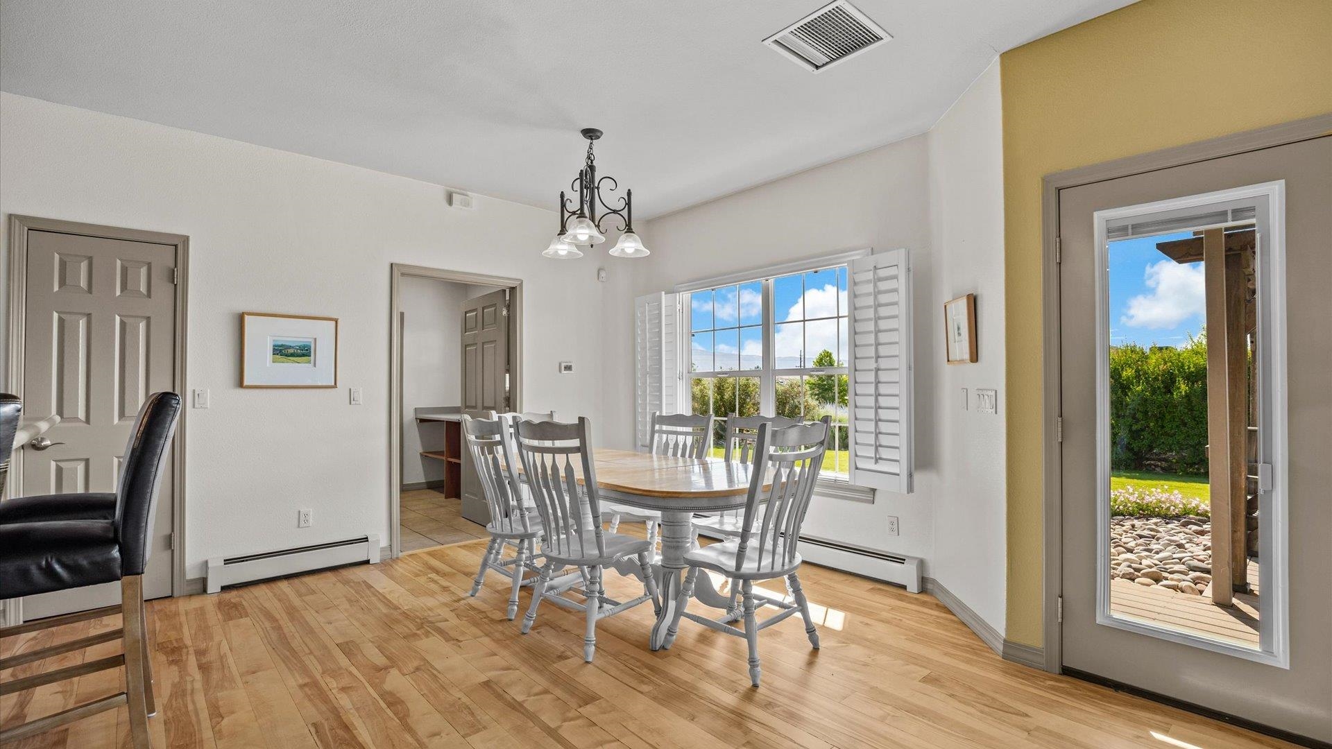 864 S Haven Crest Court Property Photo 21