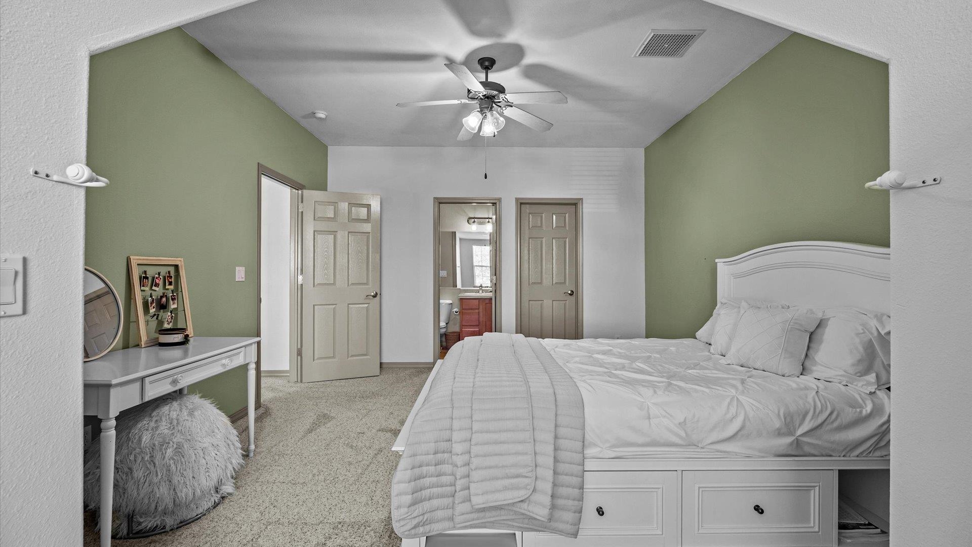 864 S Haven Crest Court Property Photo 28