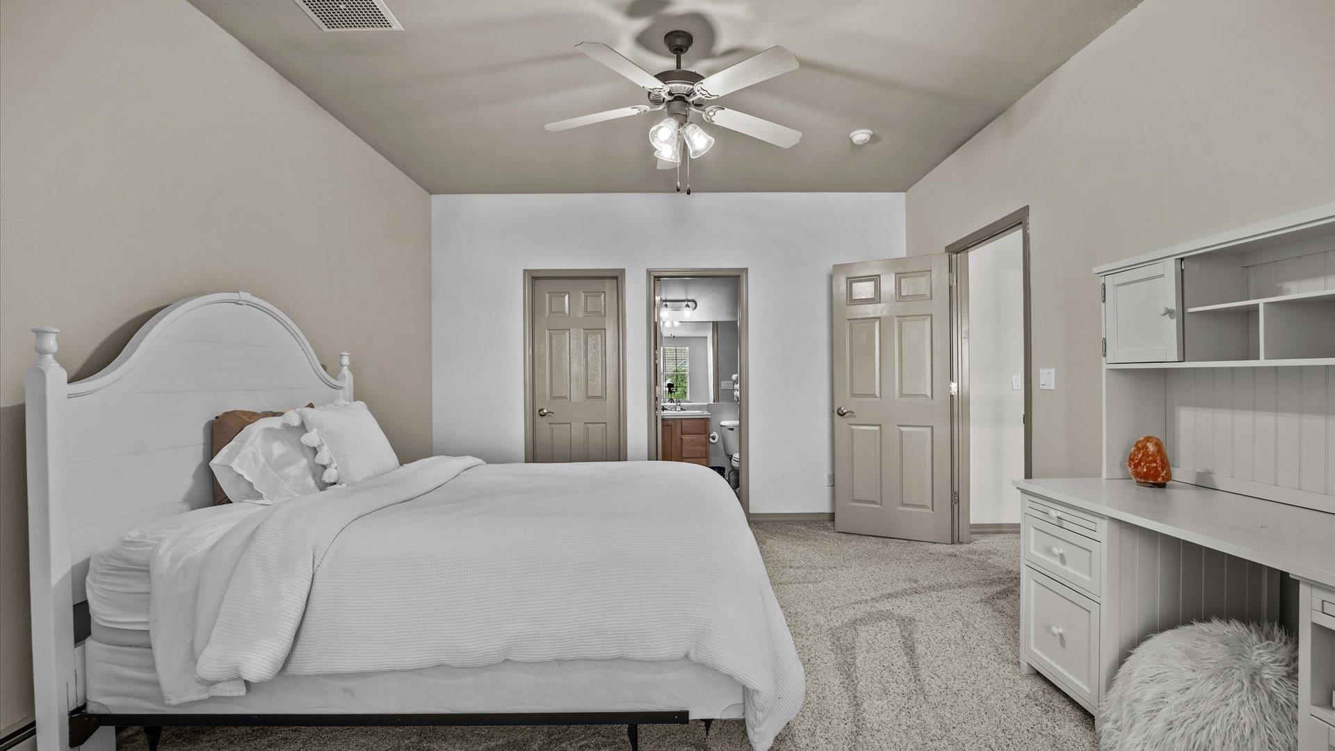 864 S Haven Crest Court Property Photo 31