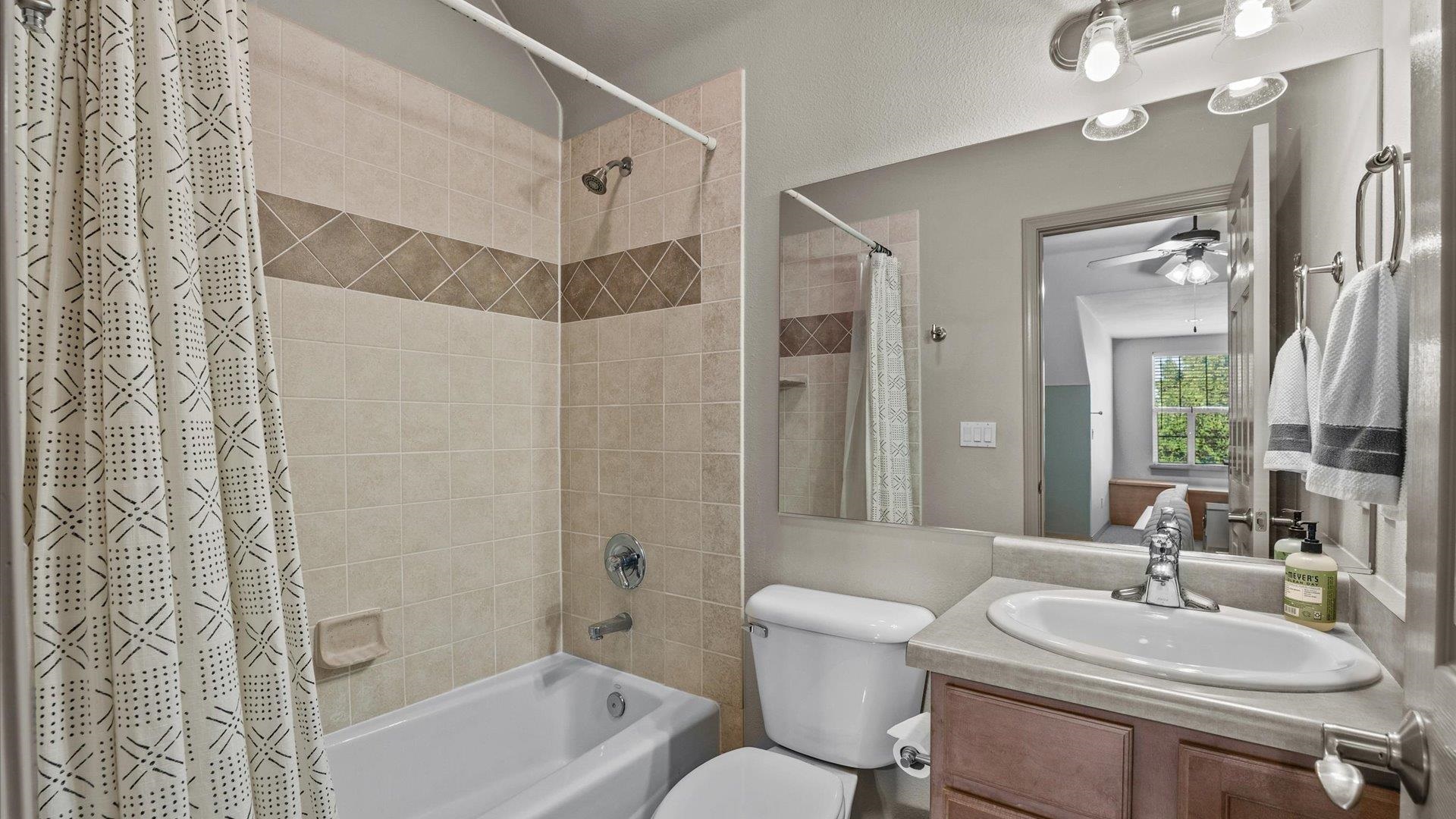864 S Haven Crest Court Property Photo 32