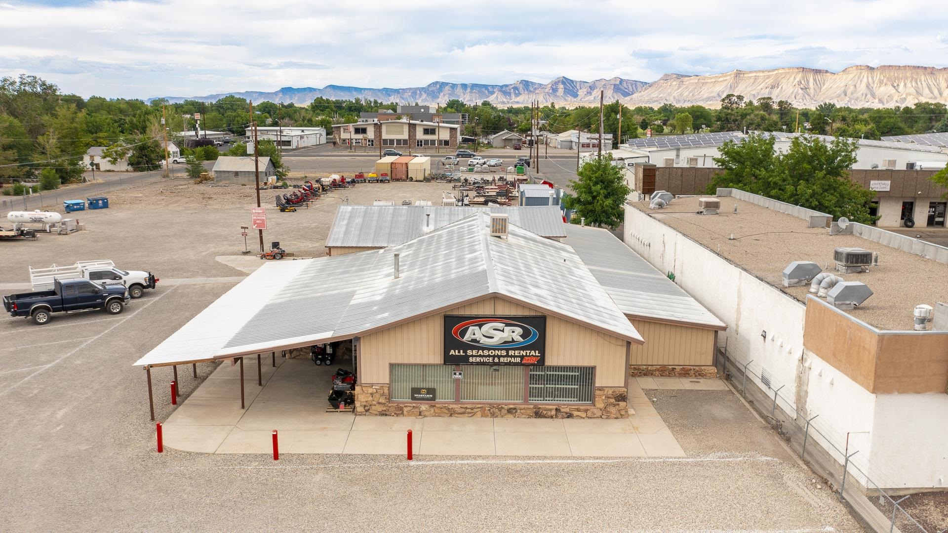 2965 I-70 Business Loop Property Photo 35