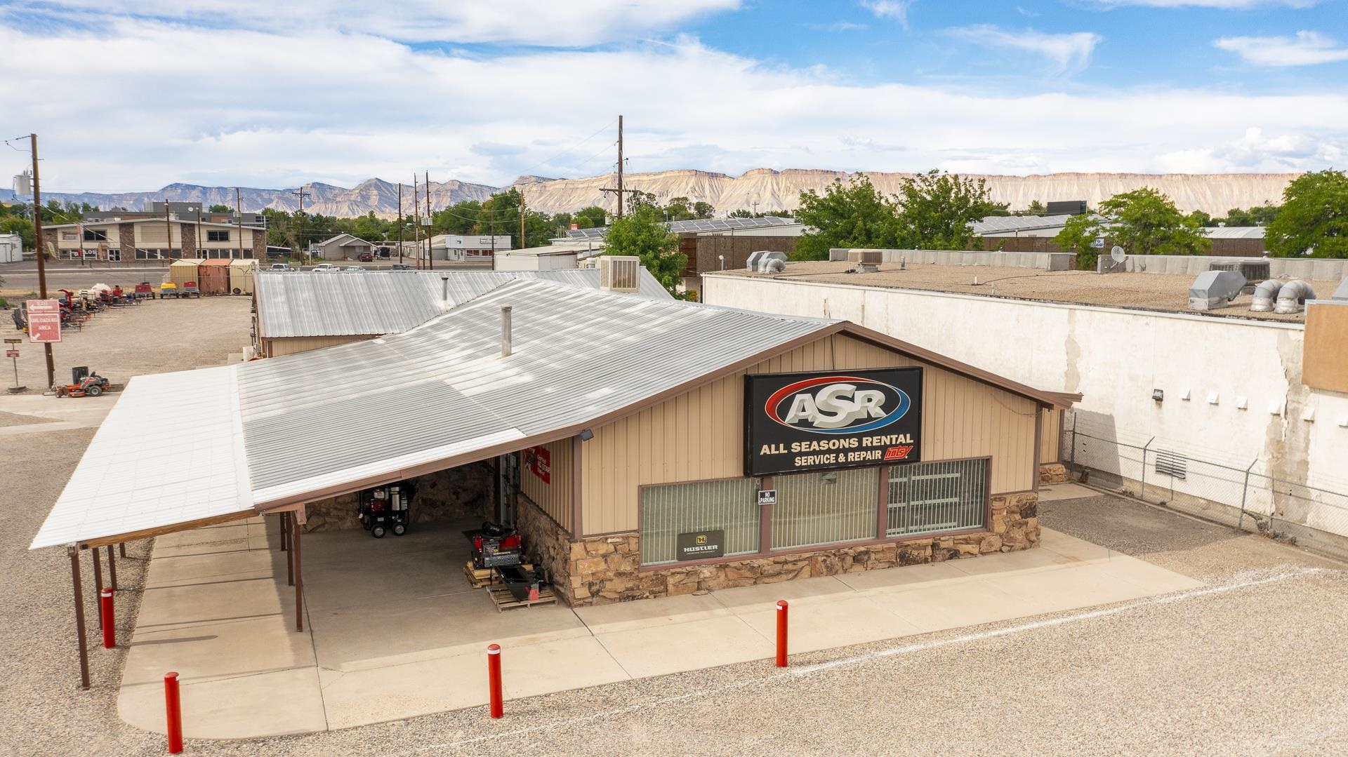 2965 I-70 Business Loop Property Photo 36