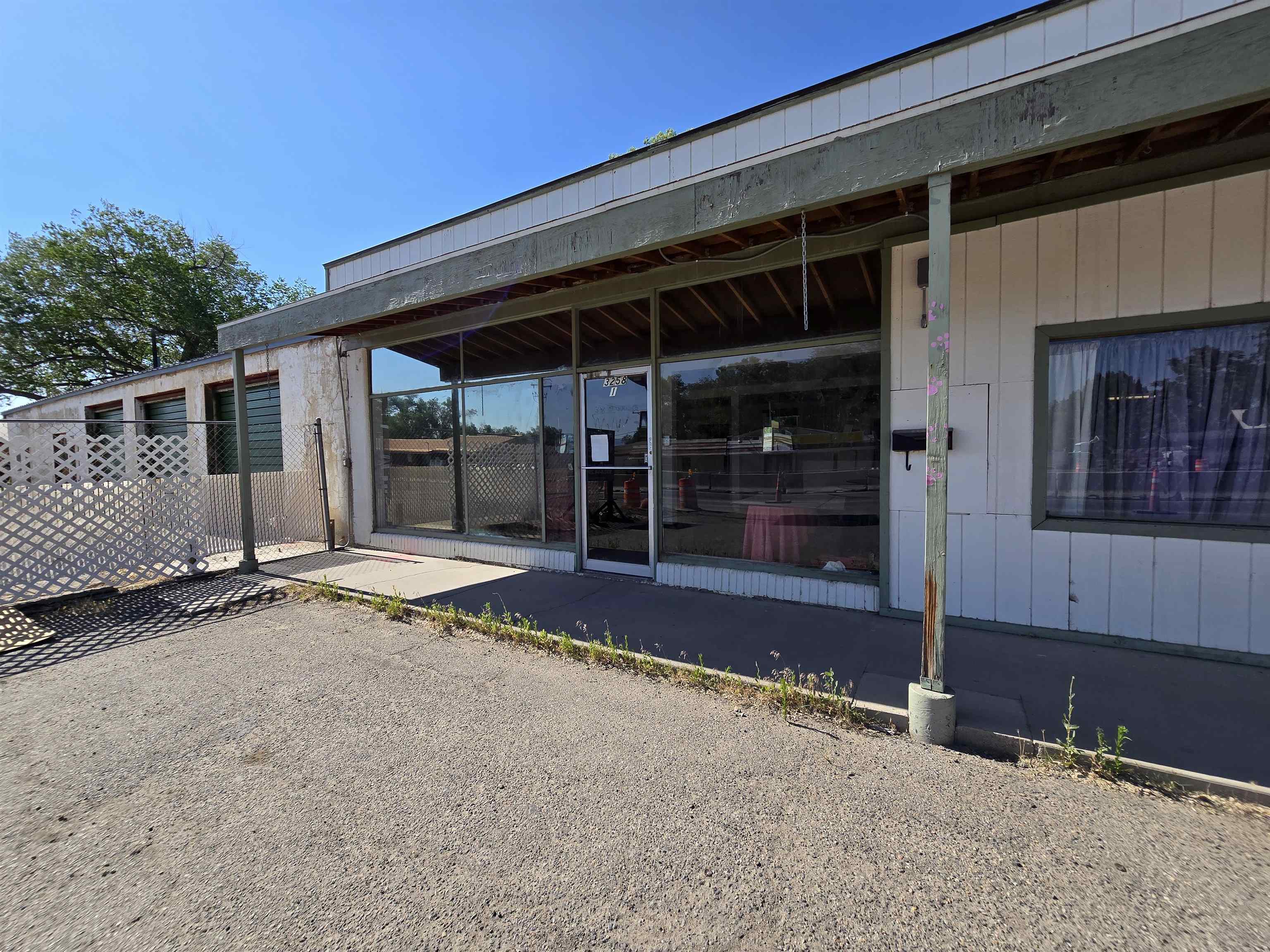 3258 F Road Property Photo 2