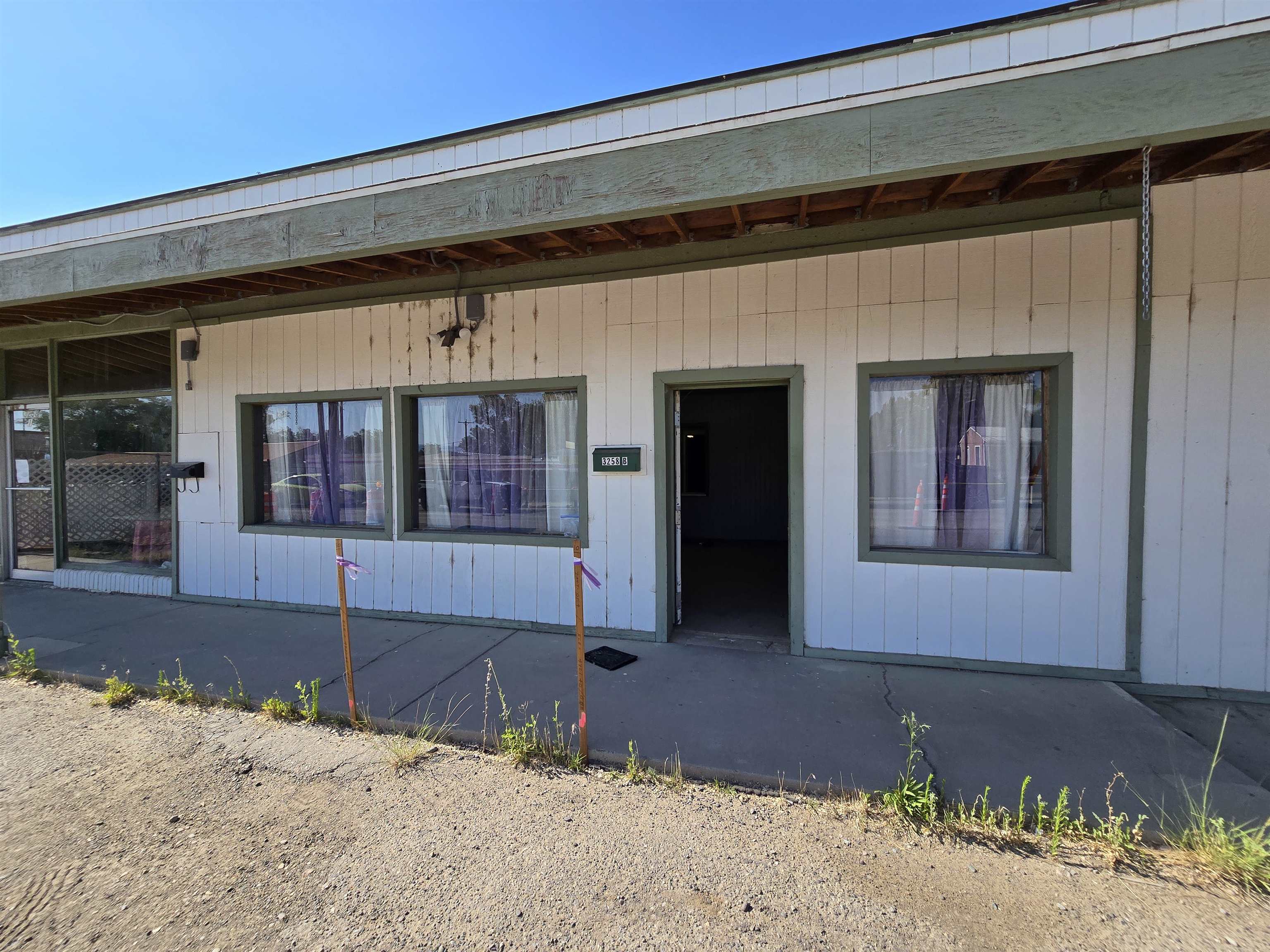 3258 F Road Property Photo 1