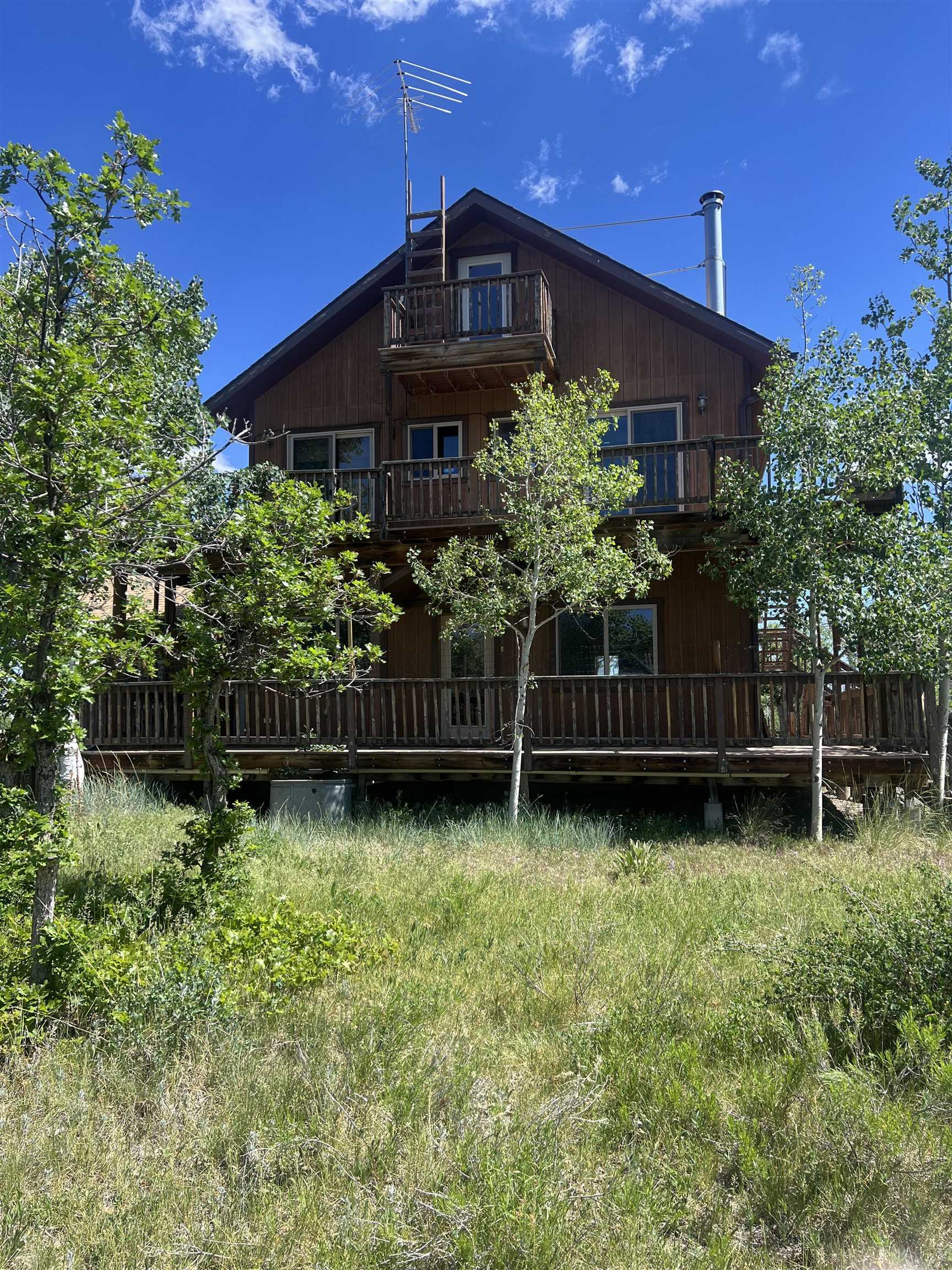 2459 Aspen Drive Property Photo 1