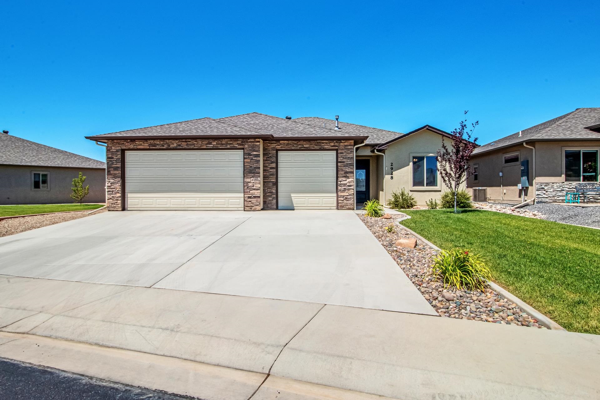2928 Brodick Way Property Photo 1