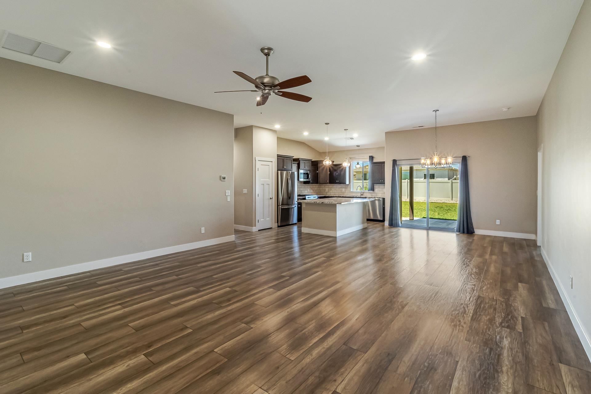 2928 Brodick Way Property Photo 4