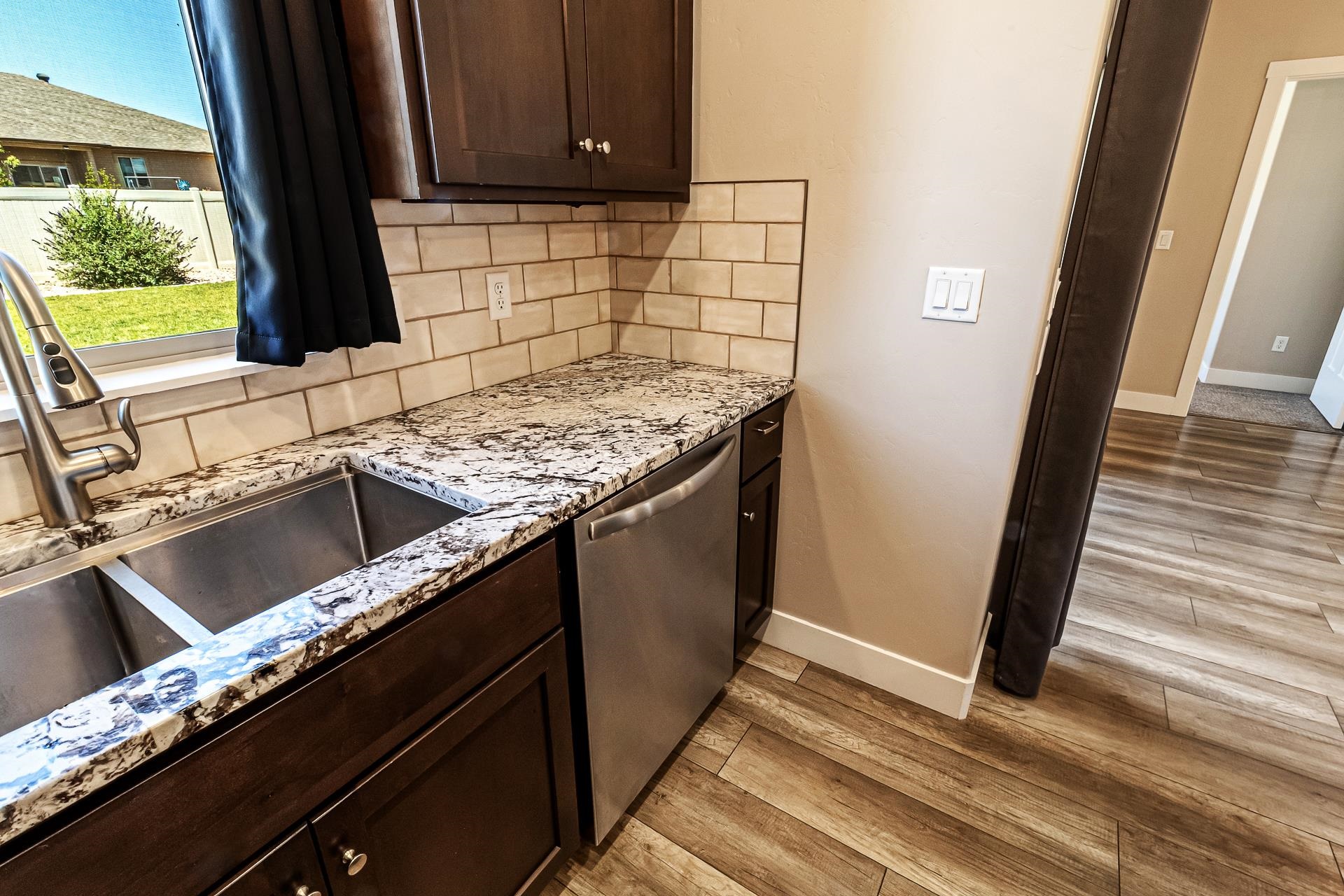 2928 Brodick Way Property Photo 10