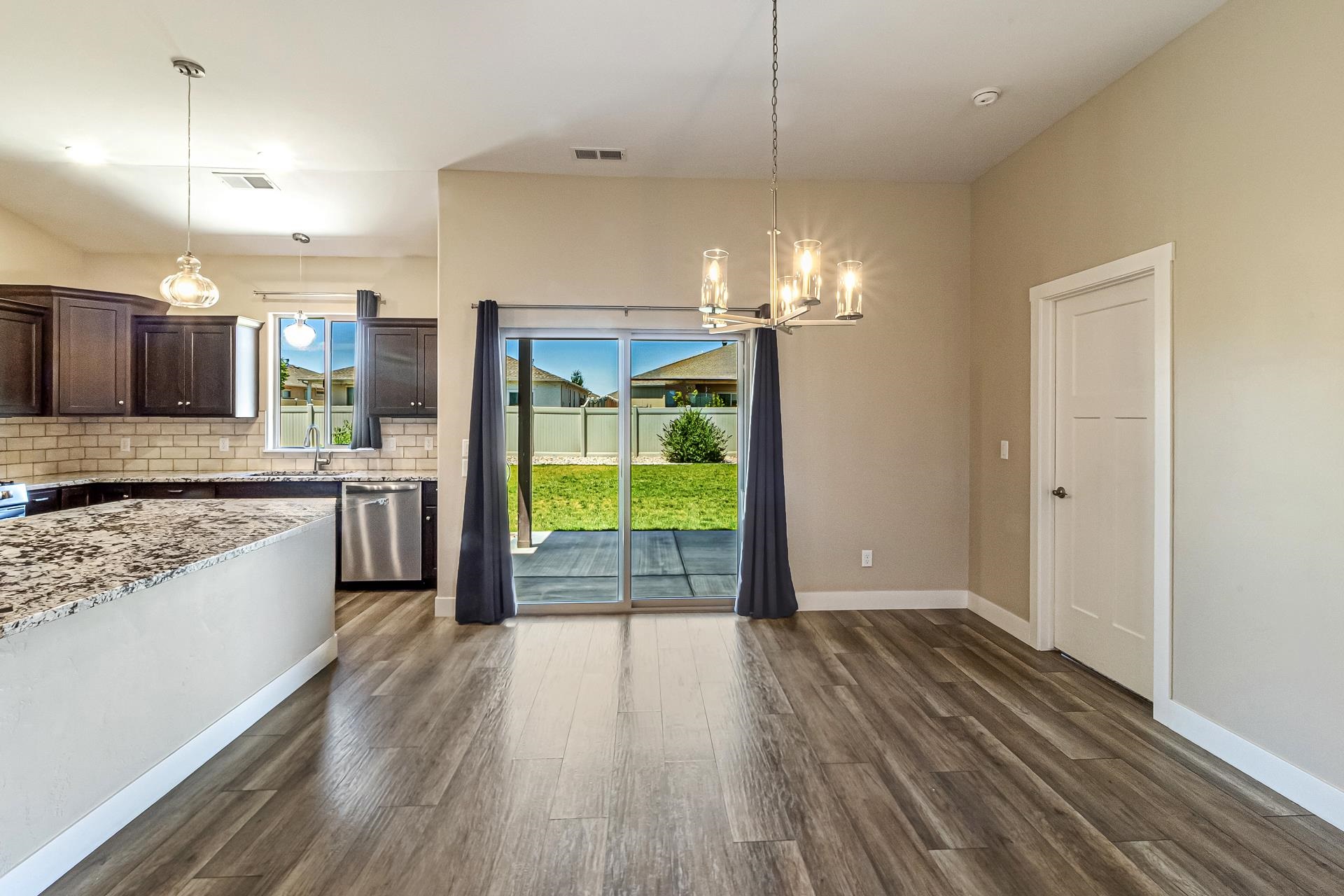 2928 Brodick Way Property Photo 14