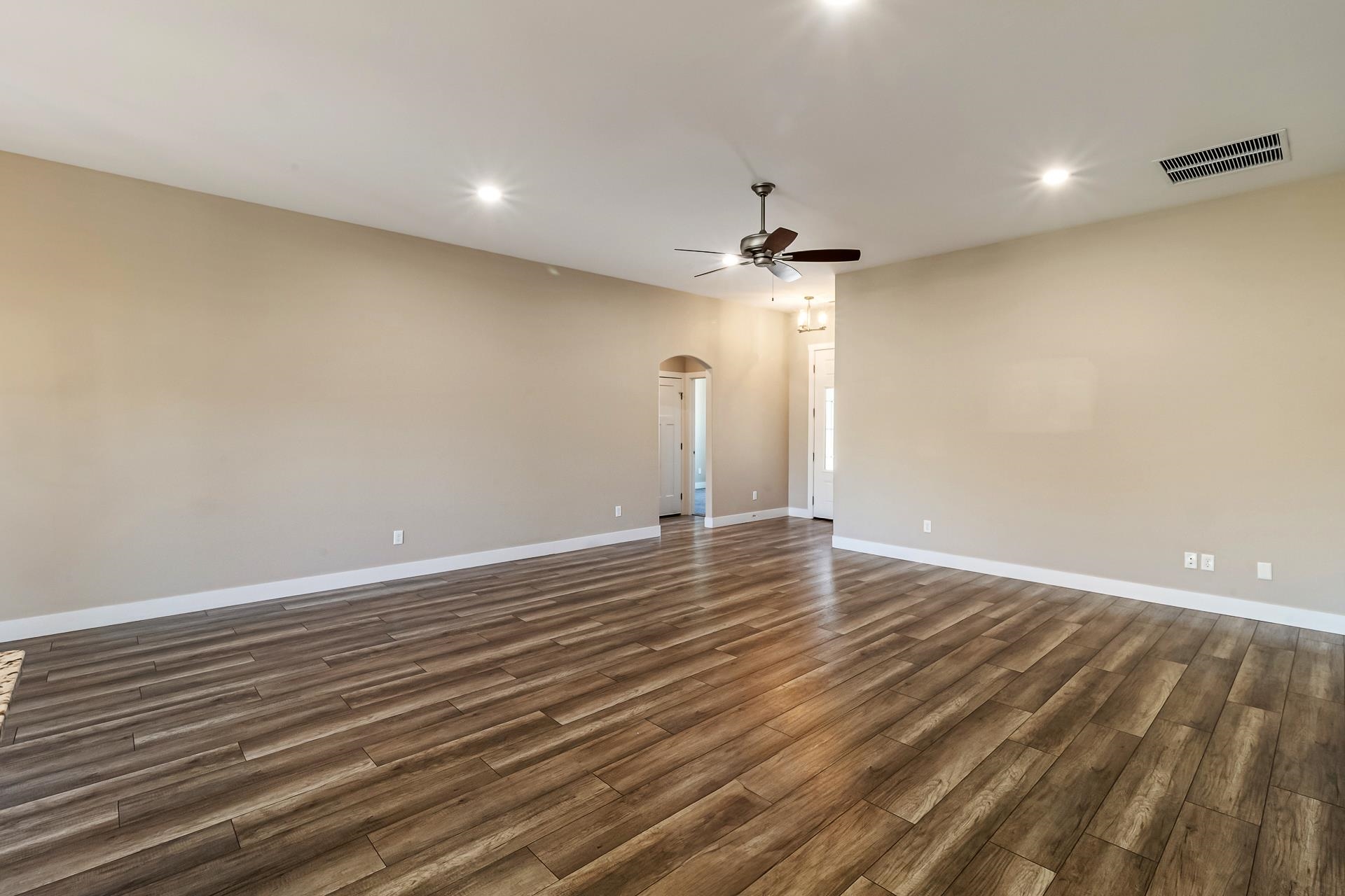 2928 Brodick Way Property Photo 15