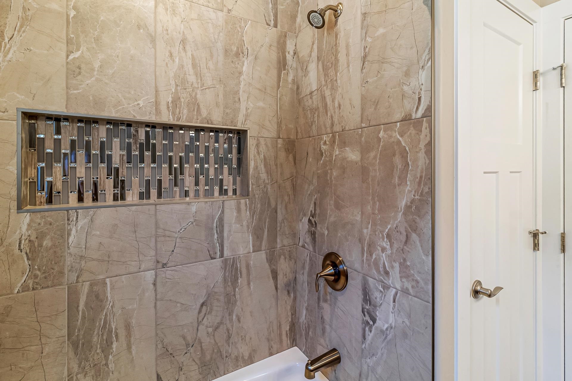 2928 Brodick Way Property Photo 26