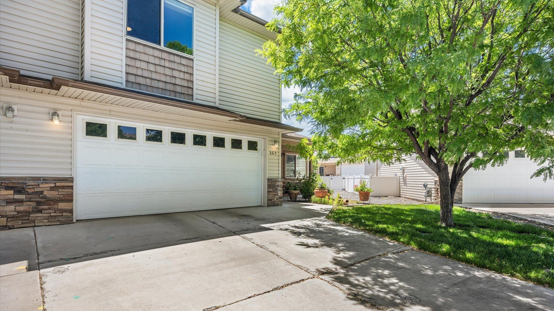 663 Theresea Court Property Photo 1