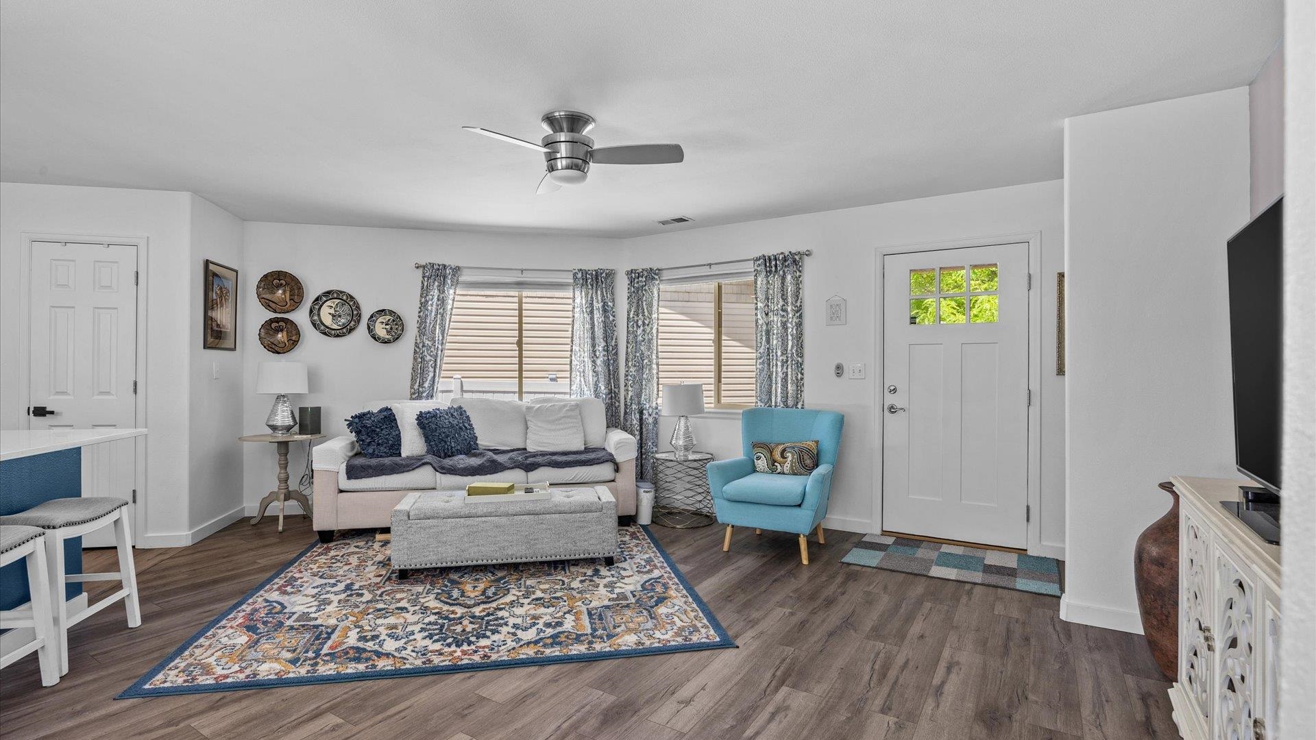 663 Theresea Court Property Photo 3