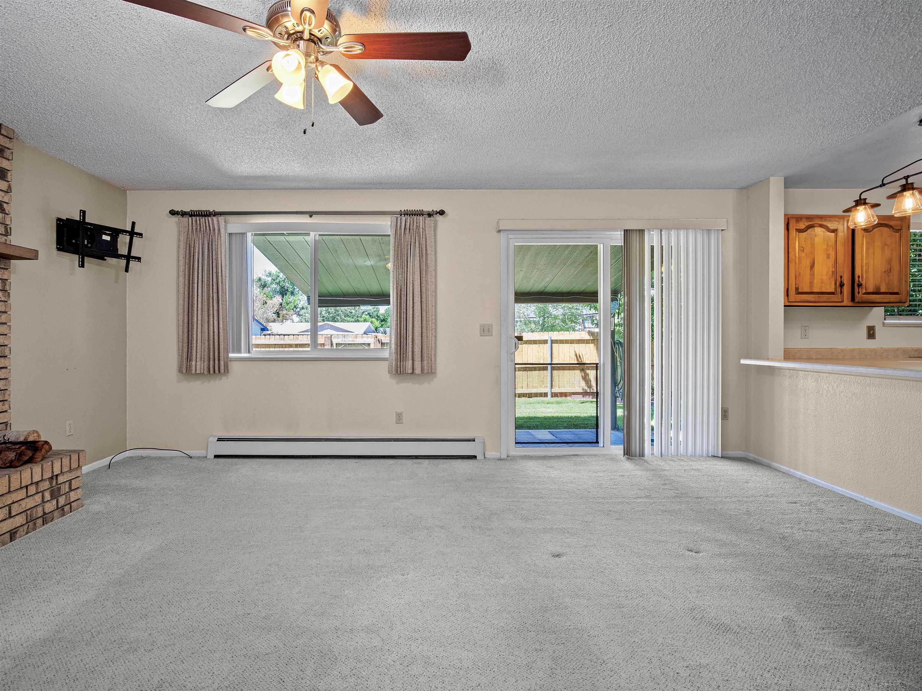 629 1/2 Hudsons Bay Drive Property Photo 14
