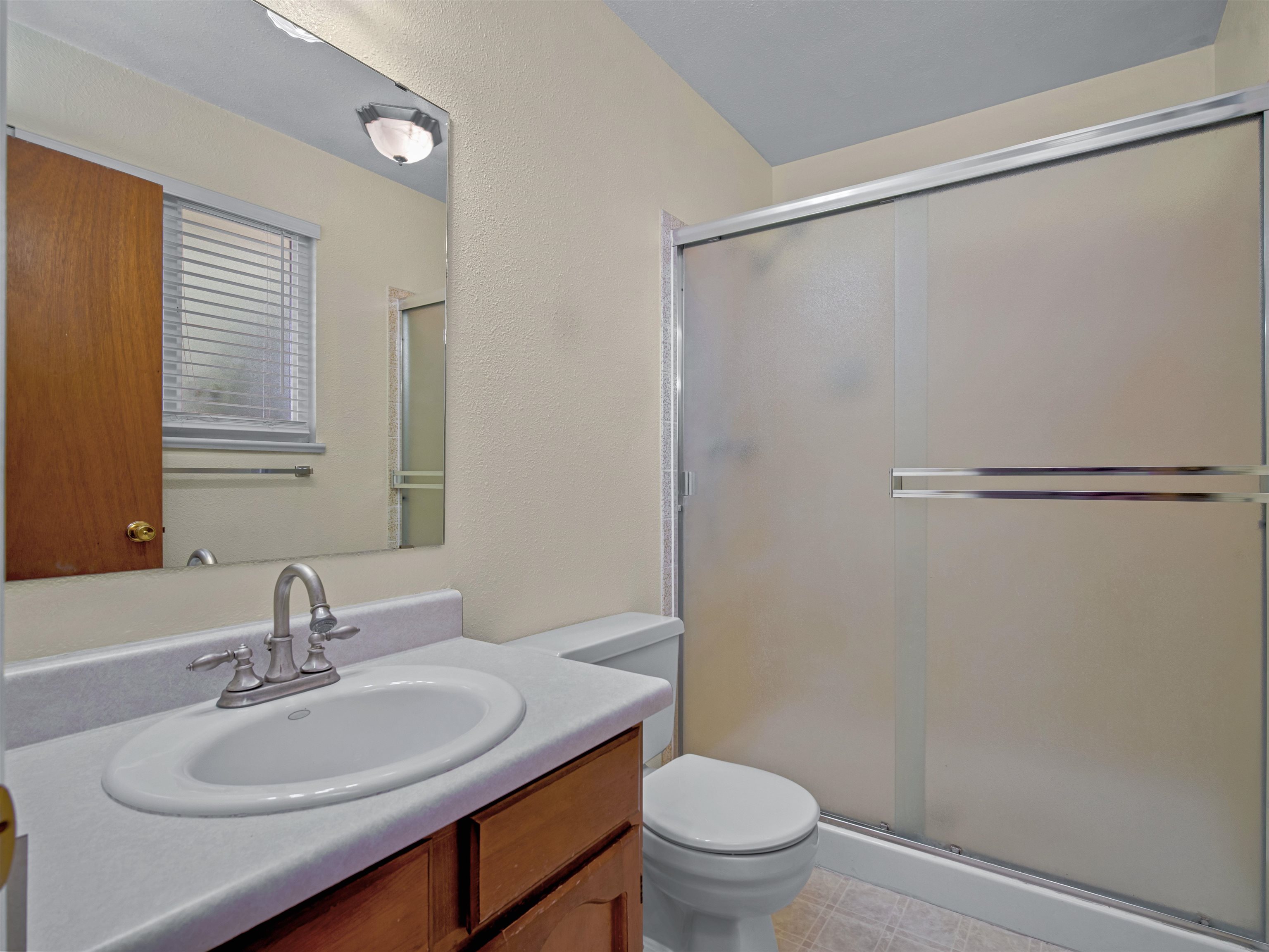 629 1/2 Hudsons Bay Drive Property Photo 20
