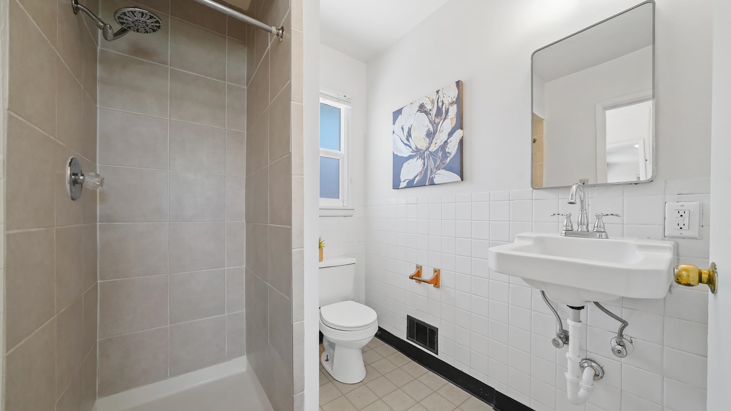 525 N 25th Street Property Photo 16
