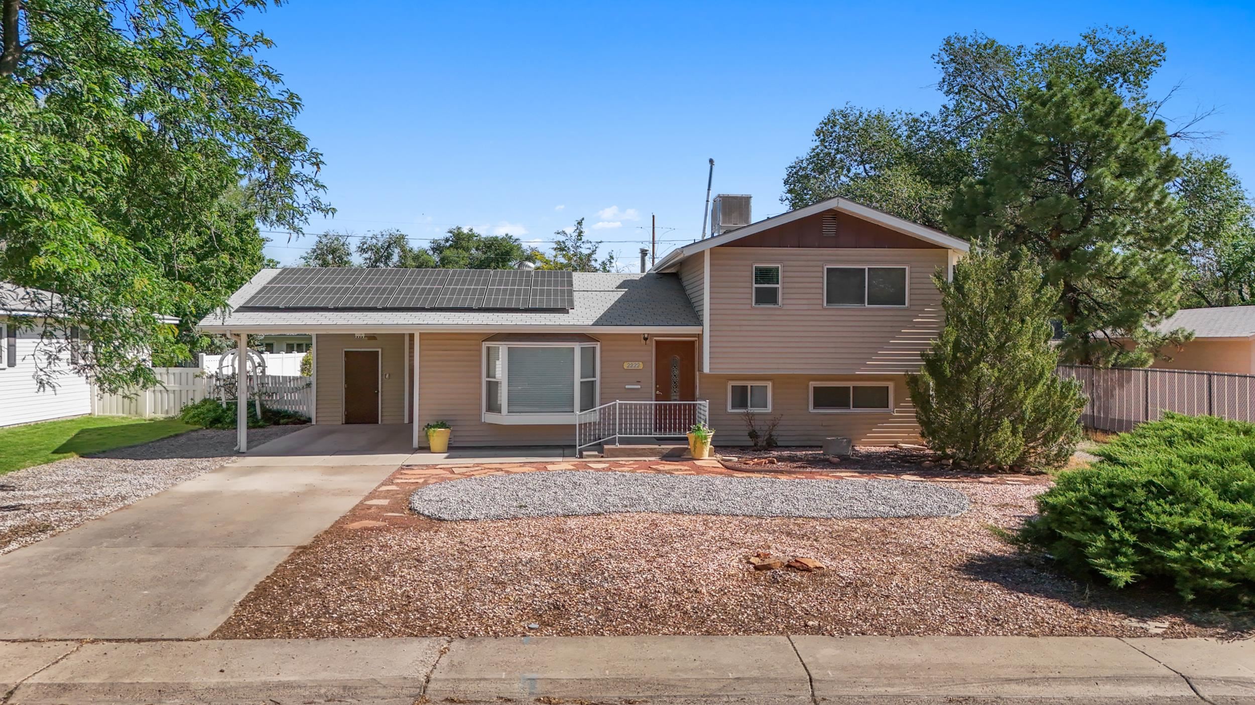 2222 Hall Avenue Property Photo 1