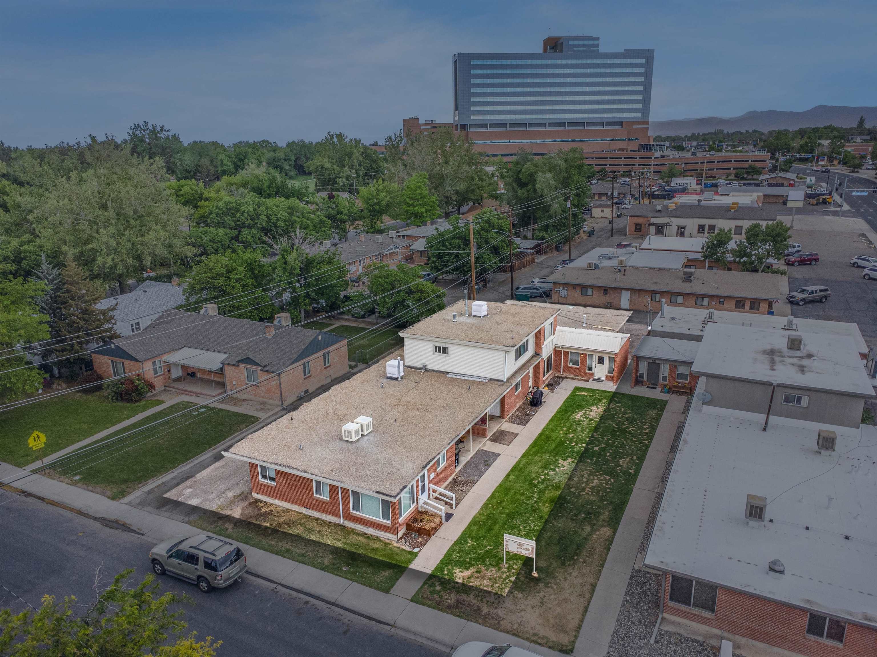 618 Walnut Avenue Property Photo 1
