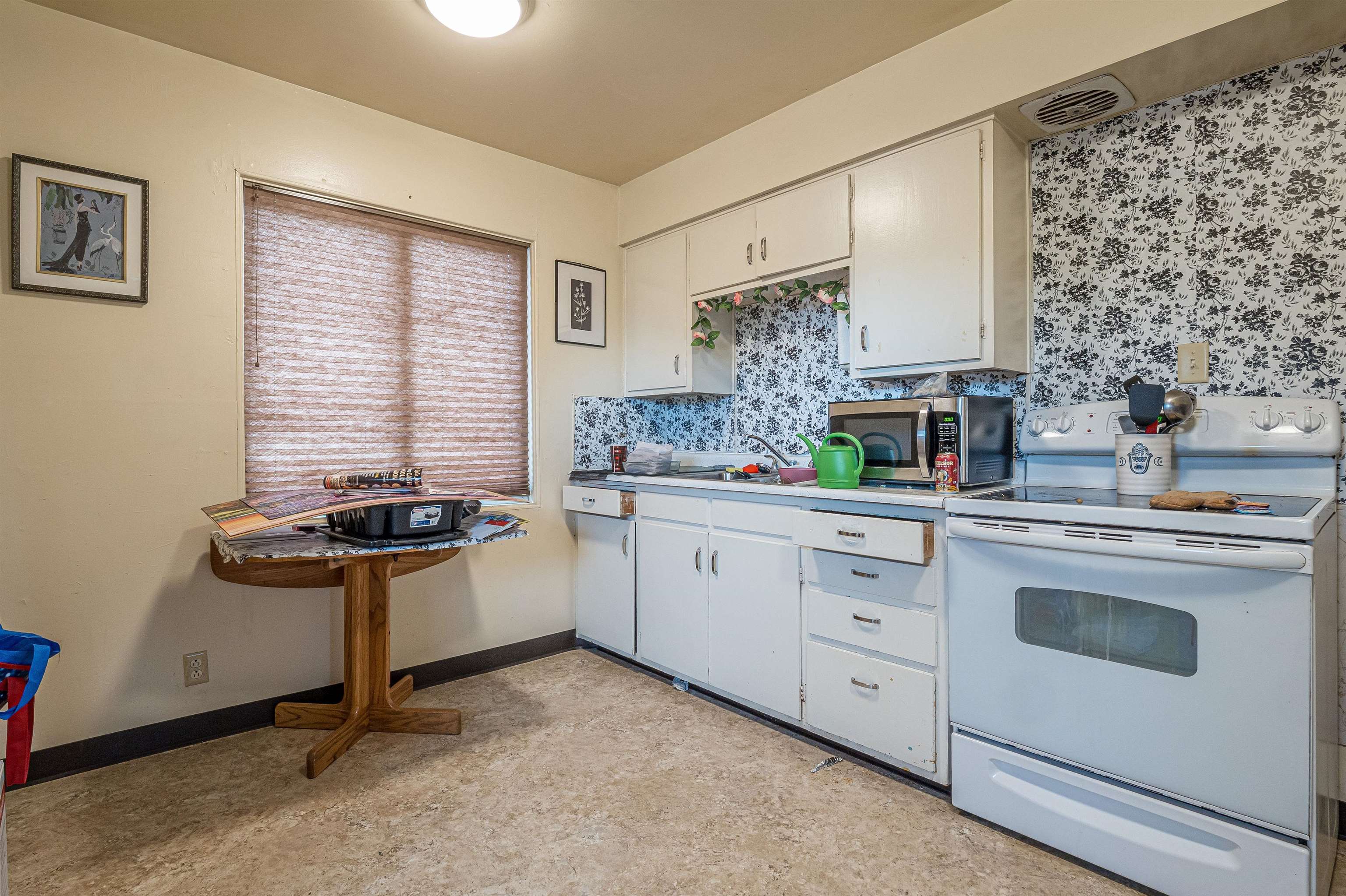 618 Walnut Avenue Property Photo 23